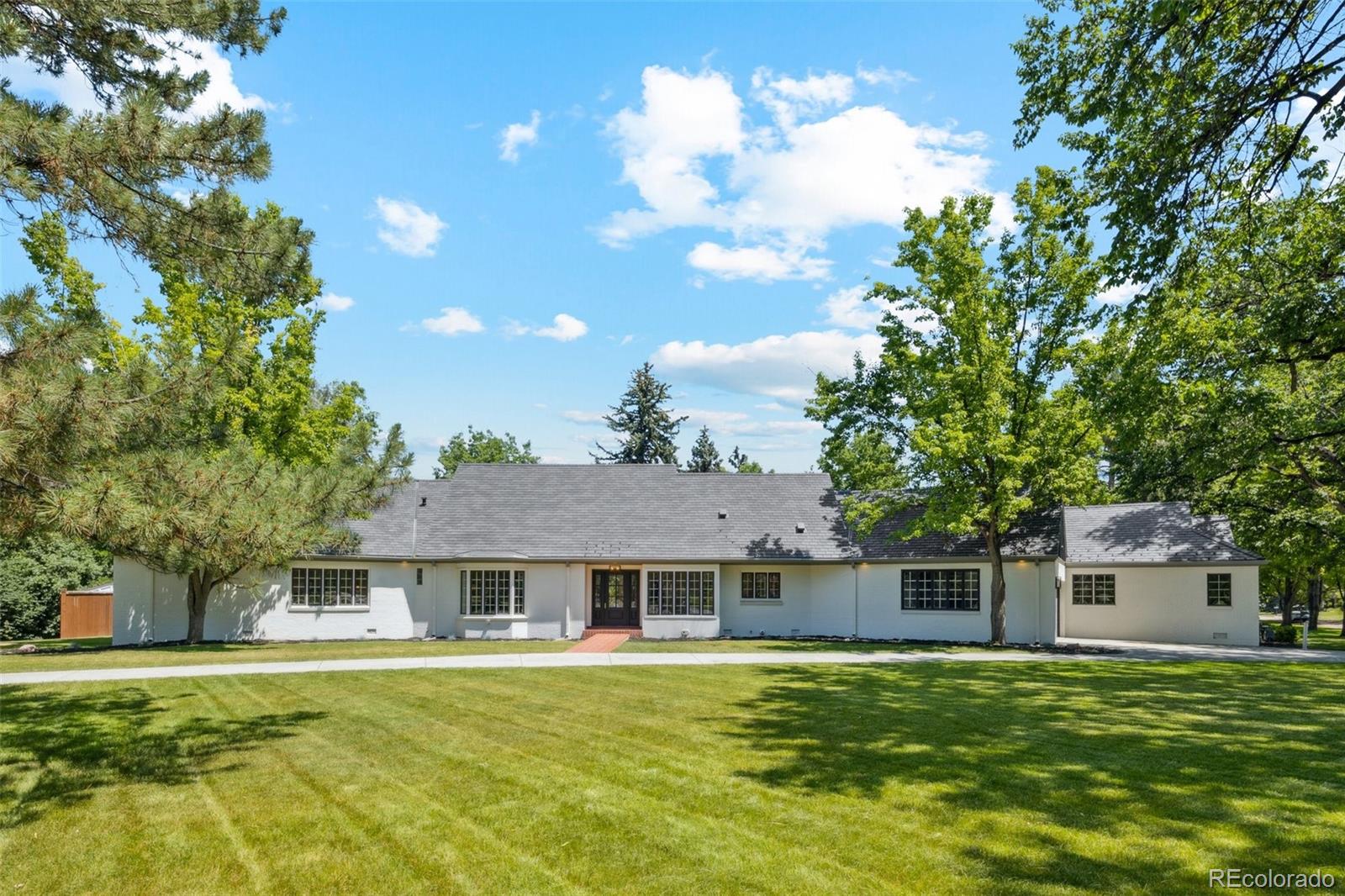 3360 S Columbine Cir, Englewood, CO 80113