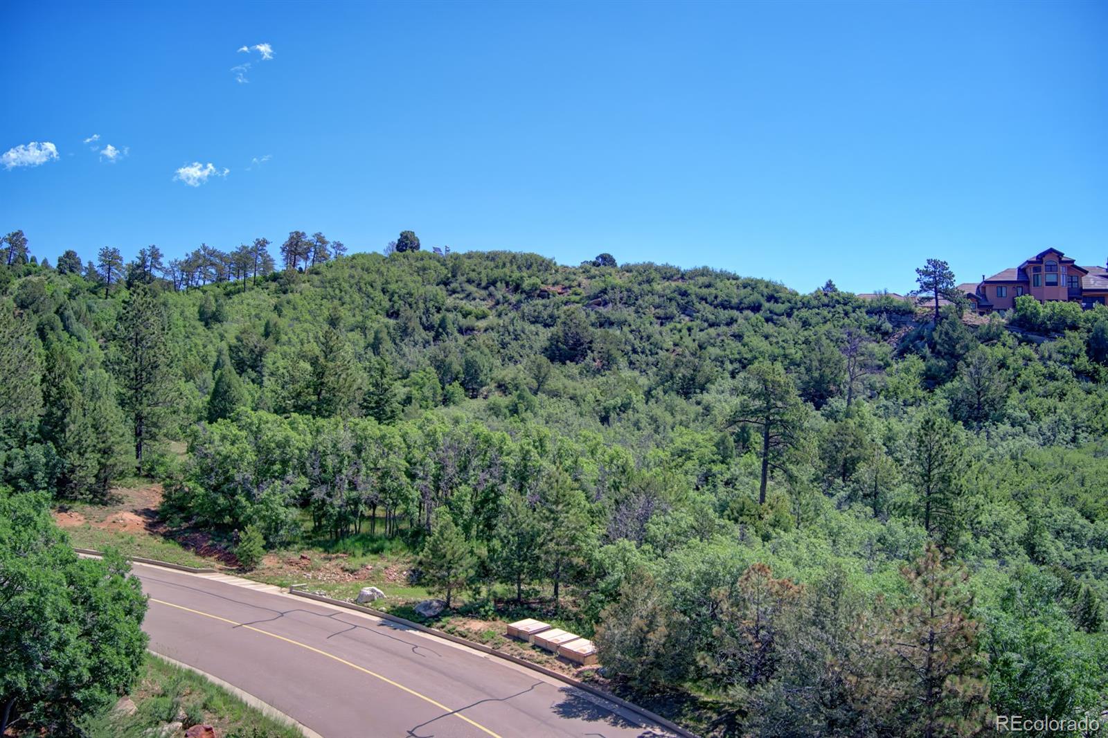 3195 Cedar Heights Dr, Colorado Springs, CO 80904