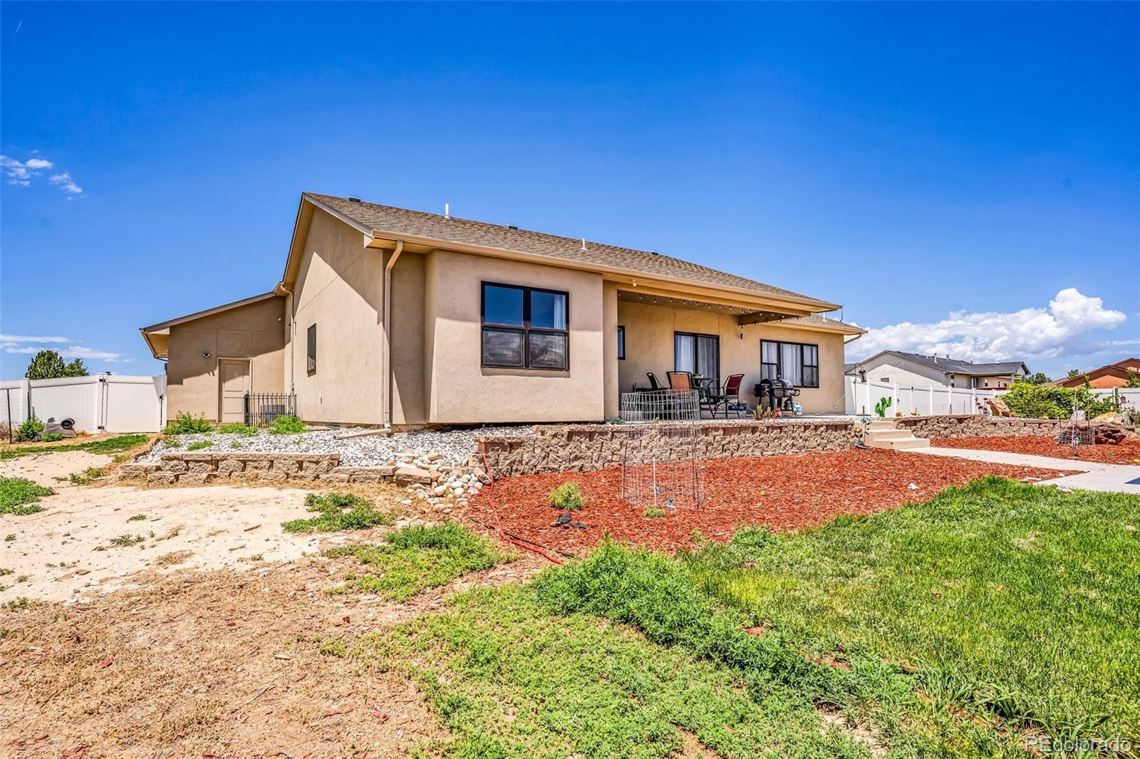 340 S Avenida Del Oro E, Pueblo West, CO 81007