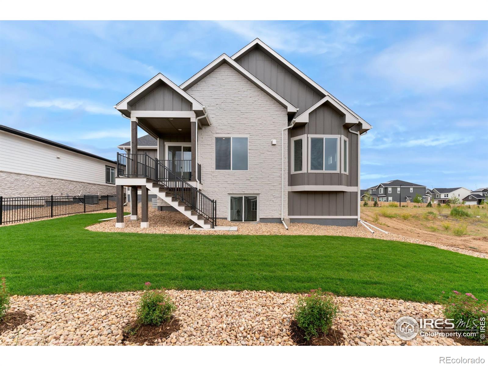 23835 E River Front Dr, Aurora, CO 80019