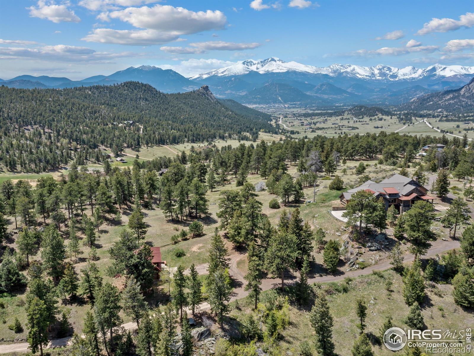 3411 Hillcrest Ln, Estes Park, CO 80517