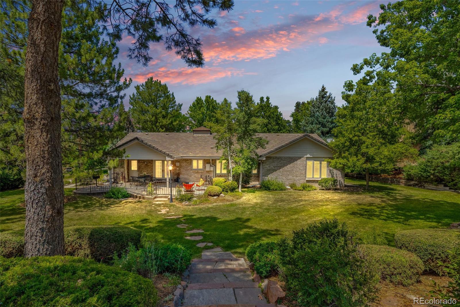 1000 Green Oaks Dr, Greenwood Village, CO 80121