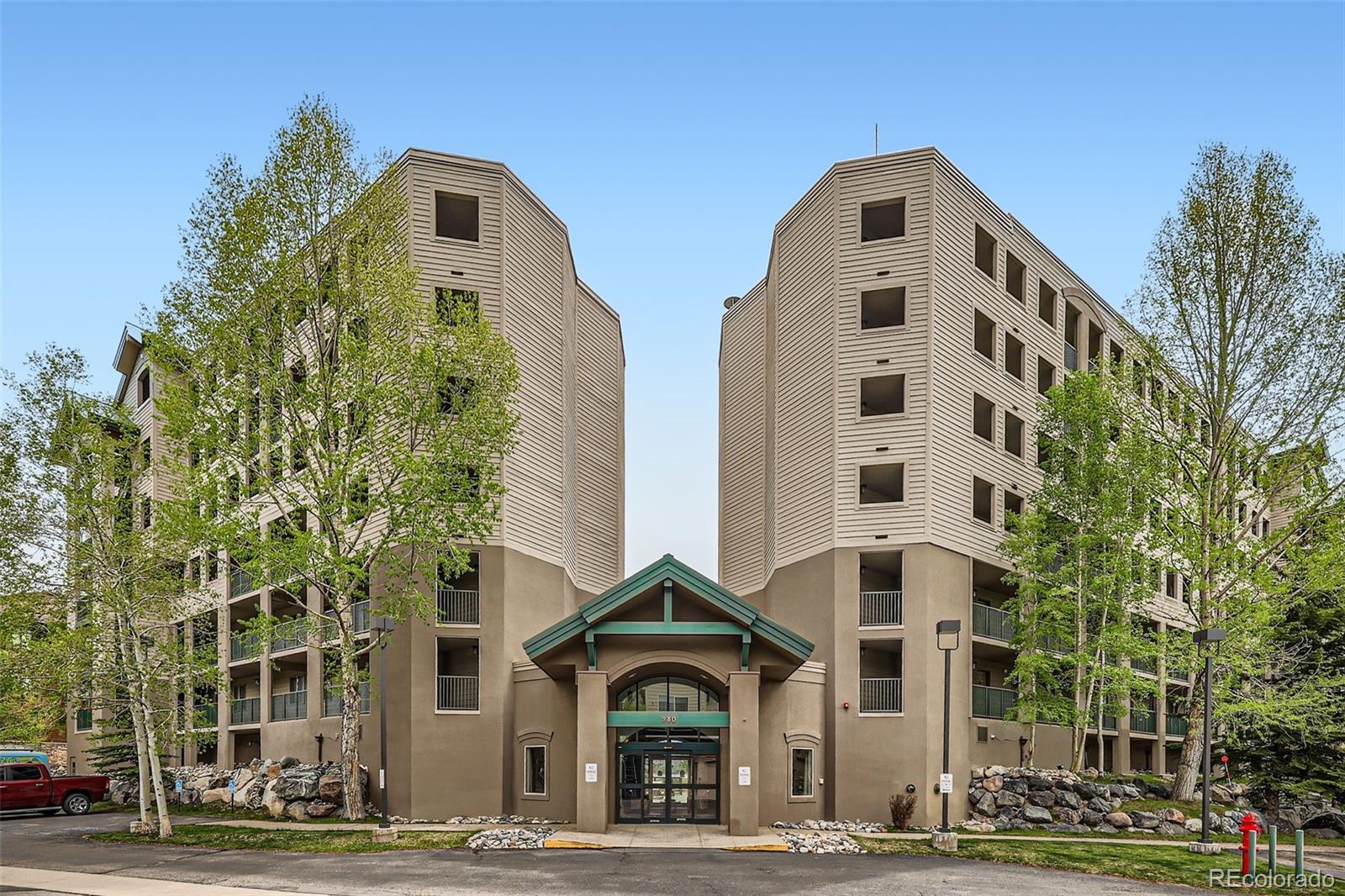 980 Lakepoint Dr #202, Frisco, CO 80443