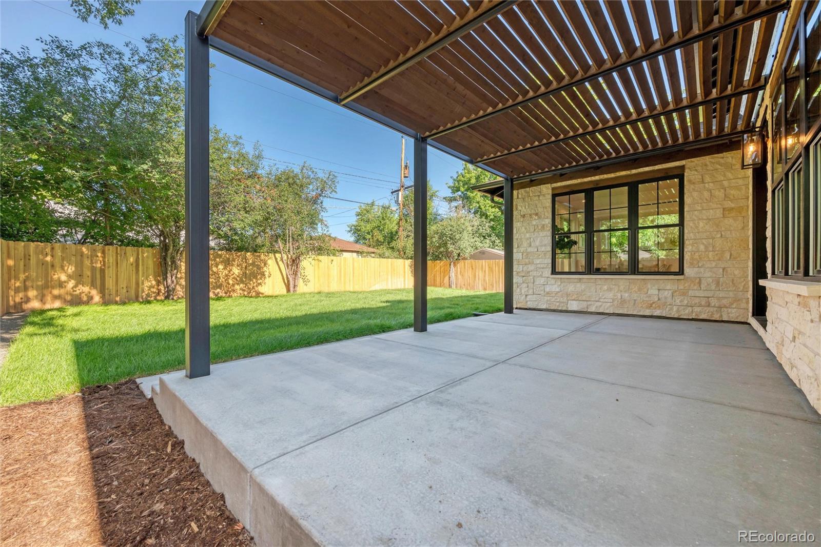 1035 N Leyden St, Denver, CO 80220