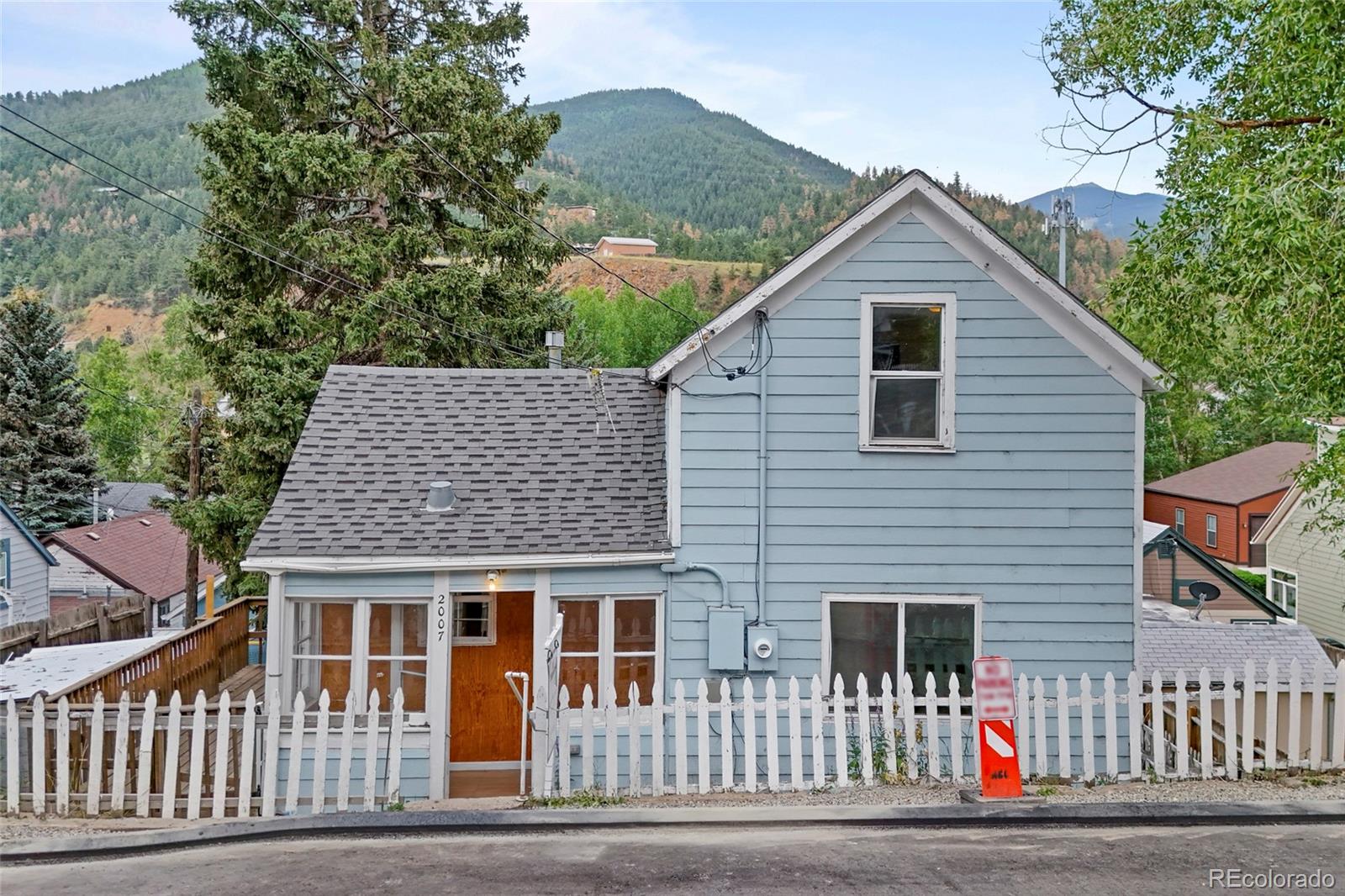 2007 Virginia St, Idaho Springs, CO 80452