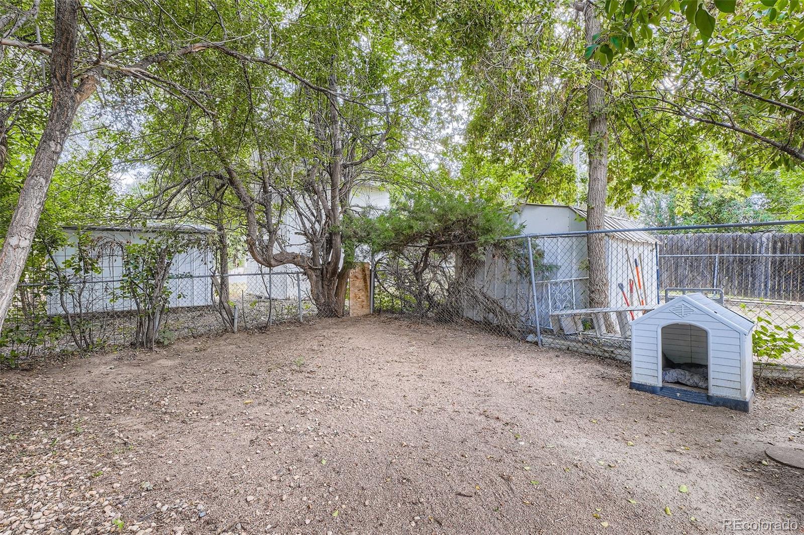 527 Willow Pl, Lochbuie, CO 80603