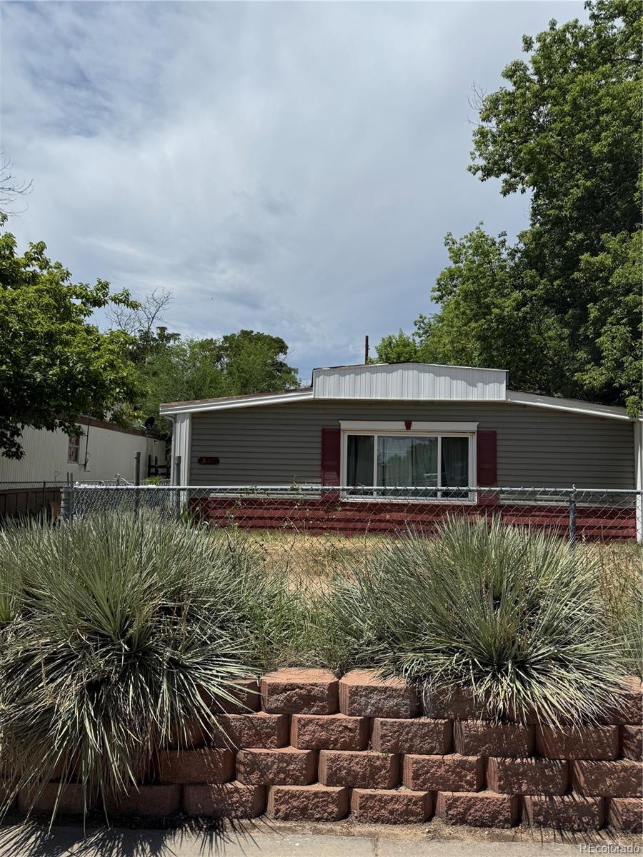 331 Cherry St, Lochbuie, CO 80603