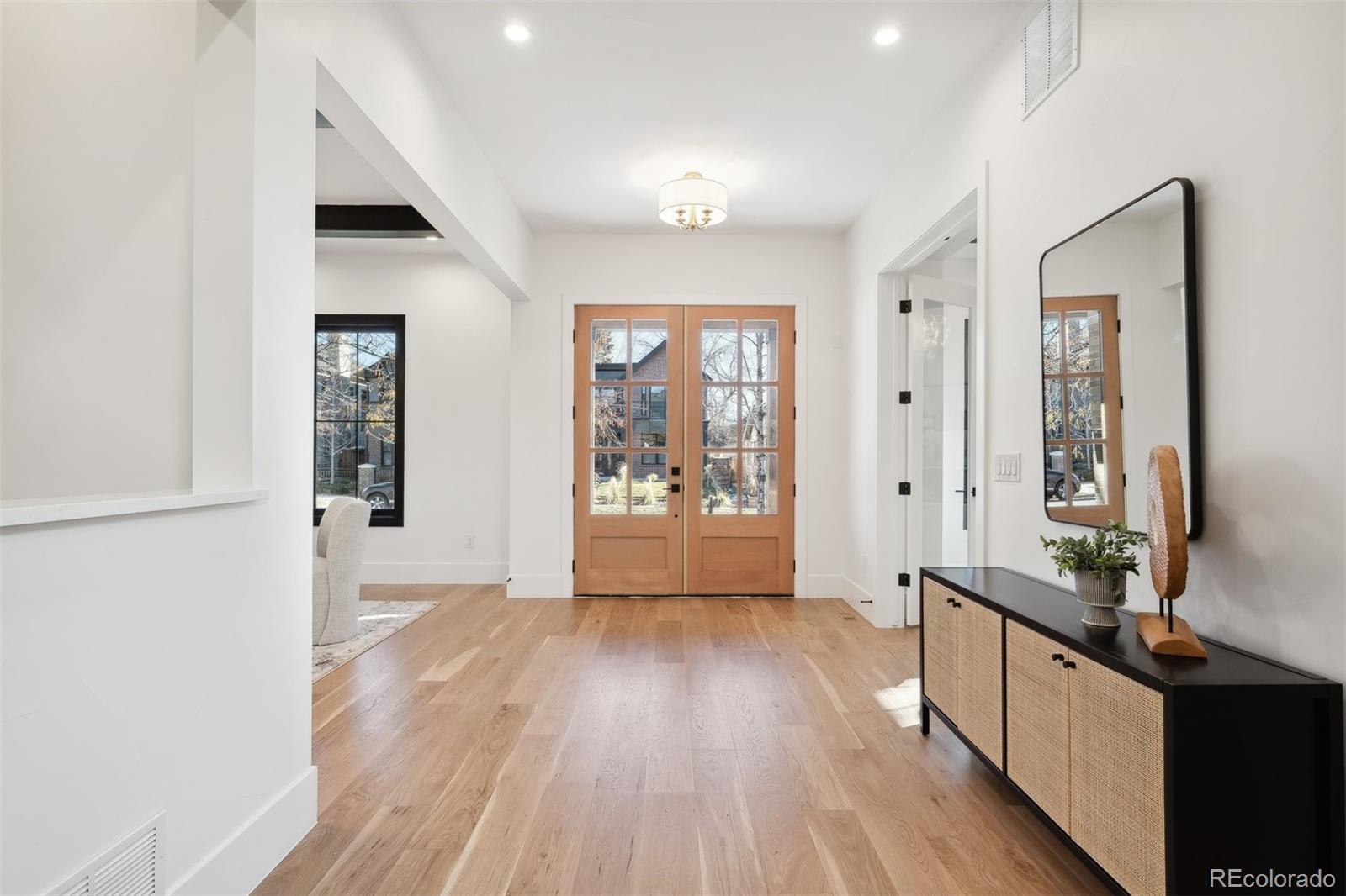 457 S Vine St, Denver, CO 80209