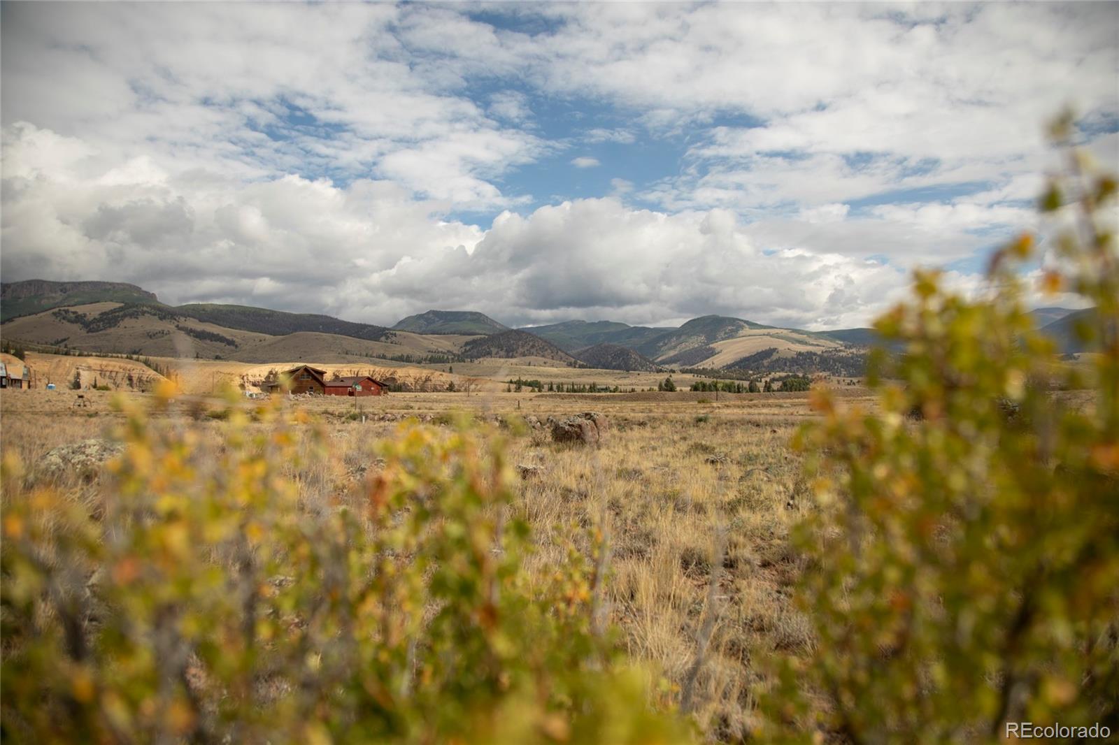 324 Moonlight Dr, Creede, CO 81130