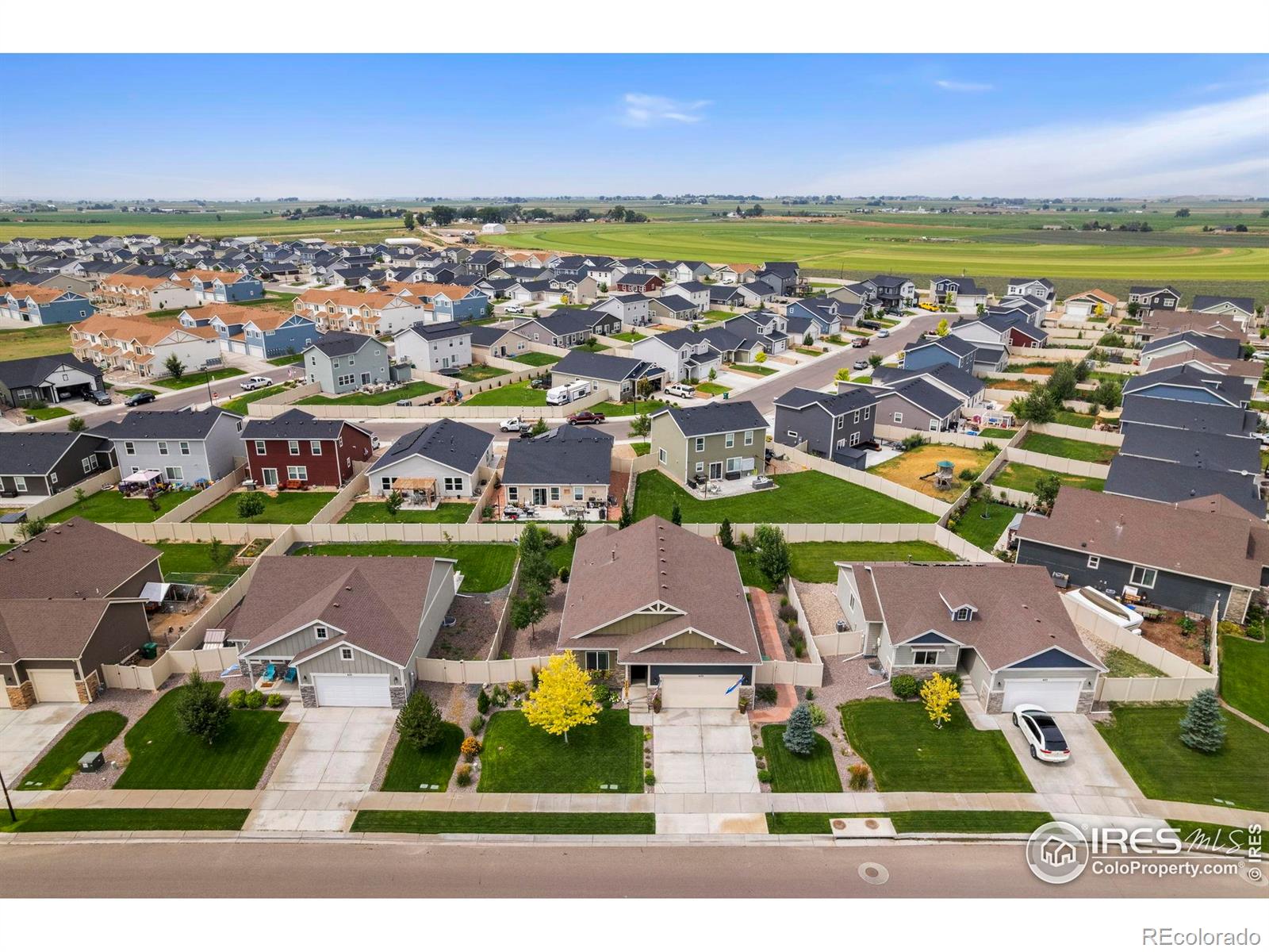 633 Conestoga Dr, Ault, CO 80610