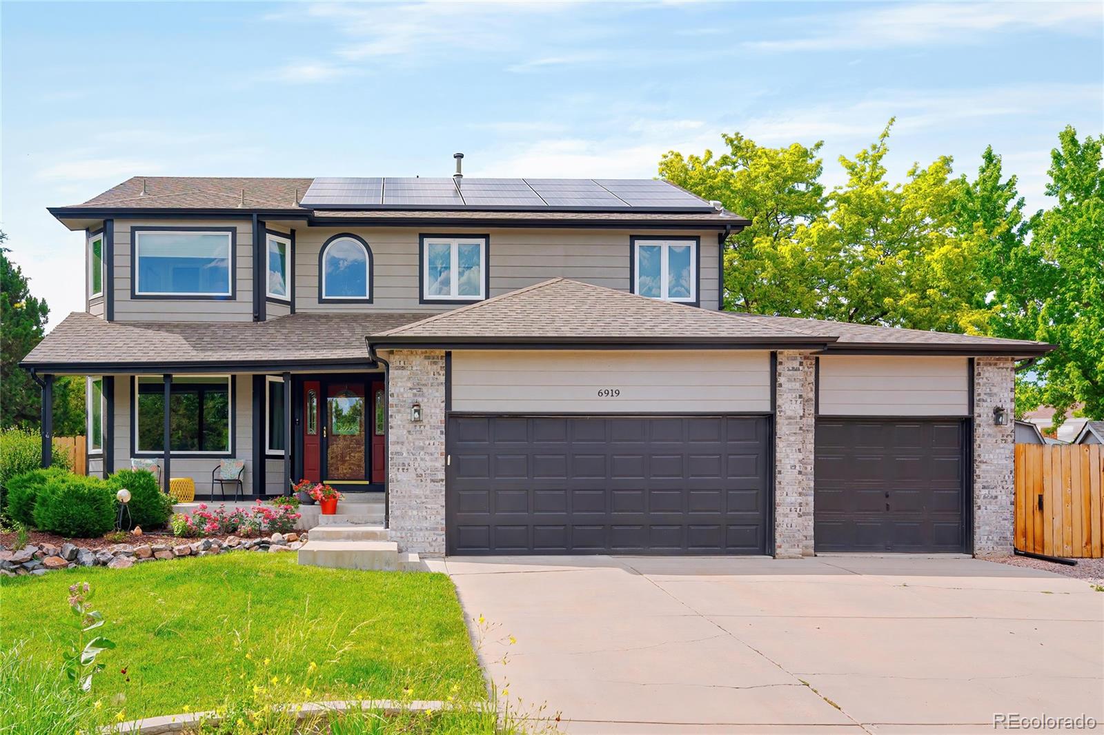 6919 Otis Ct, Arvada, CO 80003