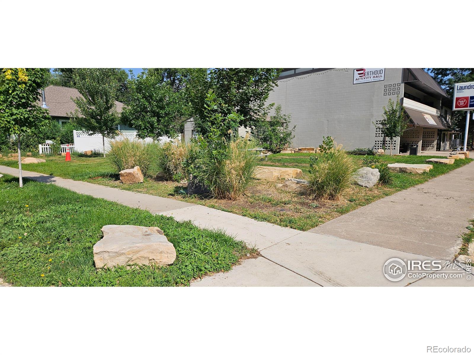 609 N 4th St, Berthoud, CO 80513