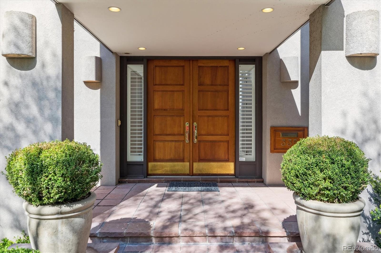335 Saint Paul St, Denver, CO 80206