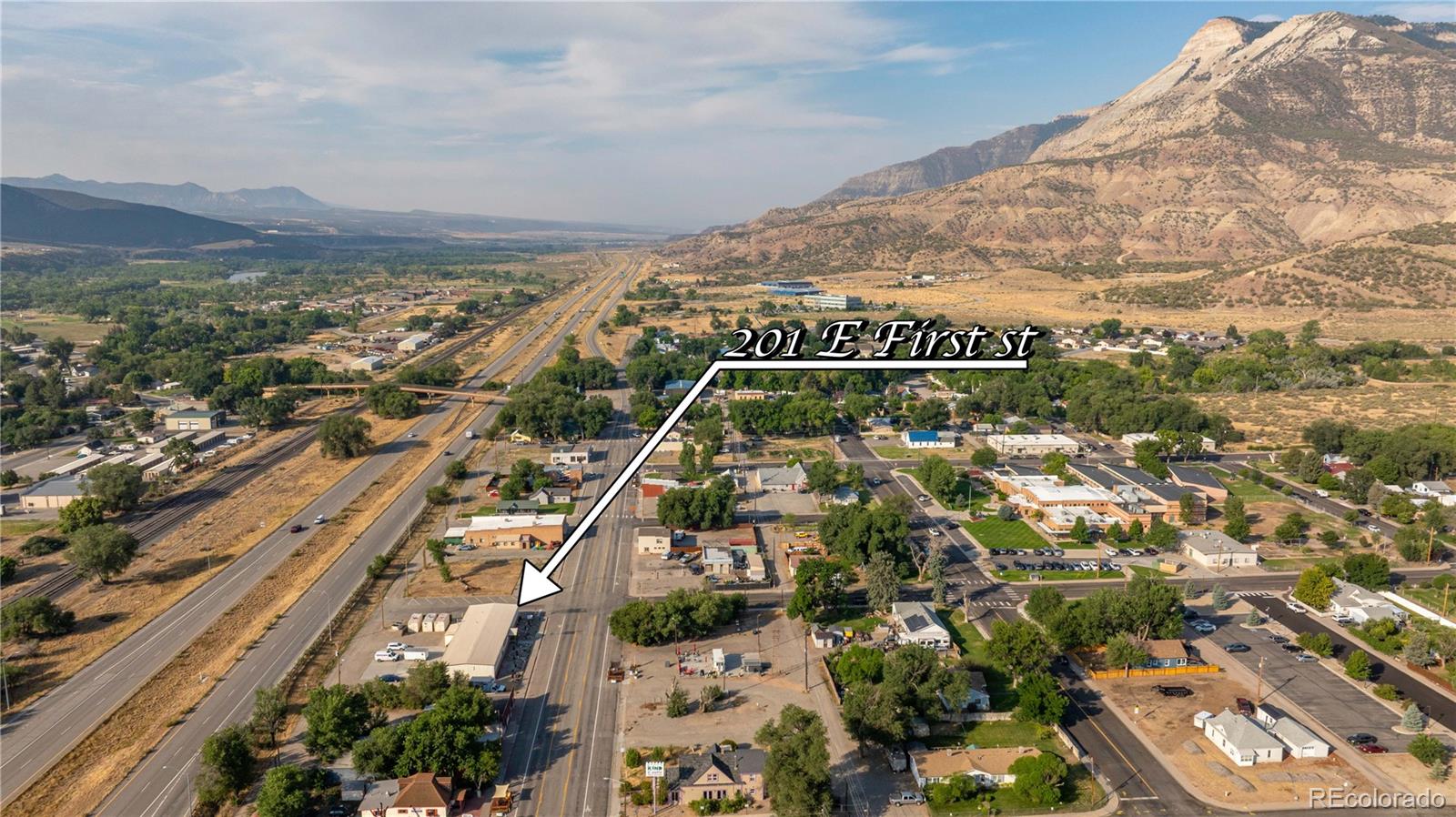 201 E 1st St, Parachute, CO 81635