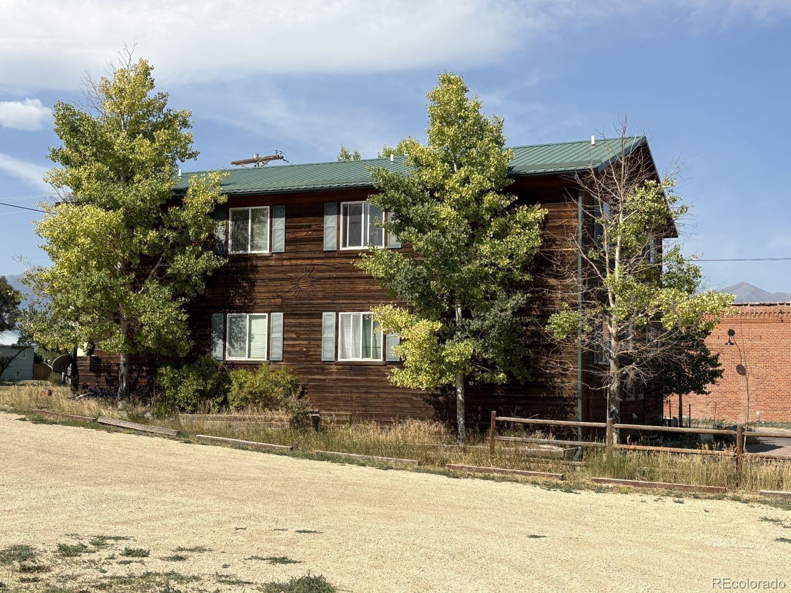 702 E Main St, Silver Cliff, CO 81252