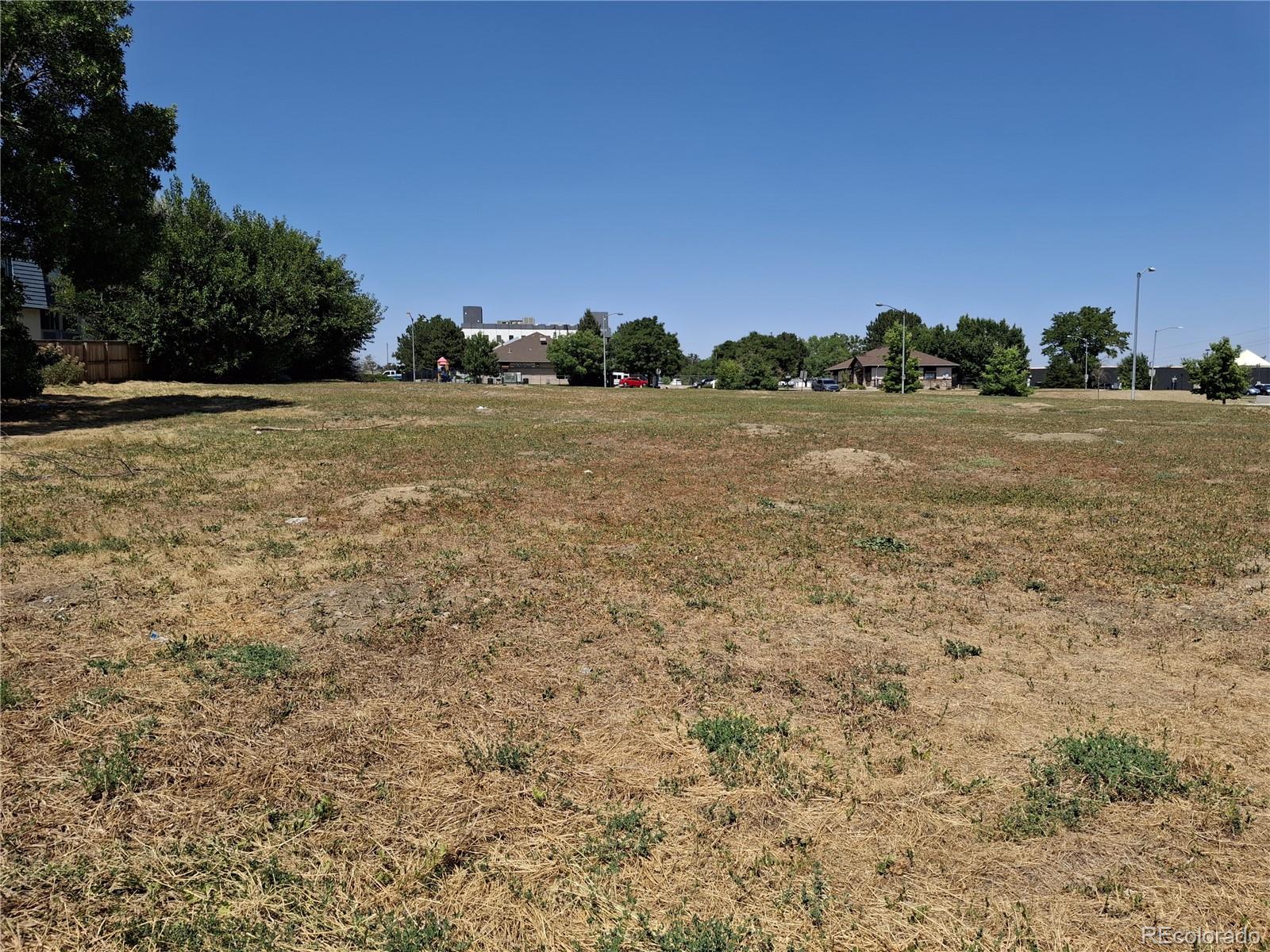 400 Russell Blvd, Thornton, CO 80229