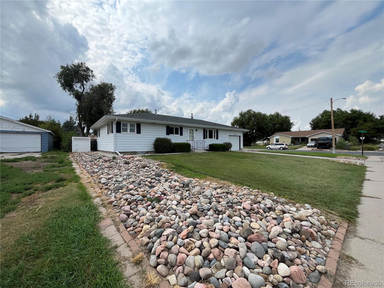 785 H Ave, Limon, CO 80828