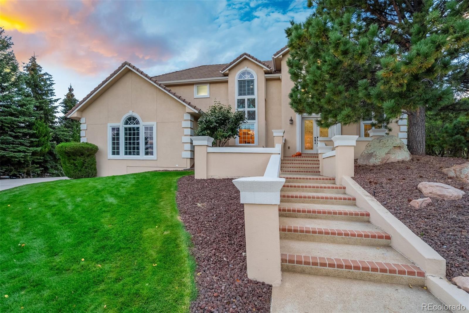 2935 Blodgett Dr, Colorado Springs, CO 80919