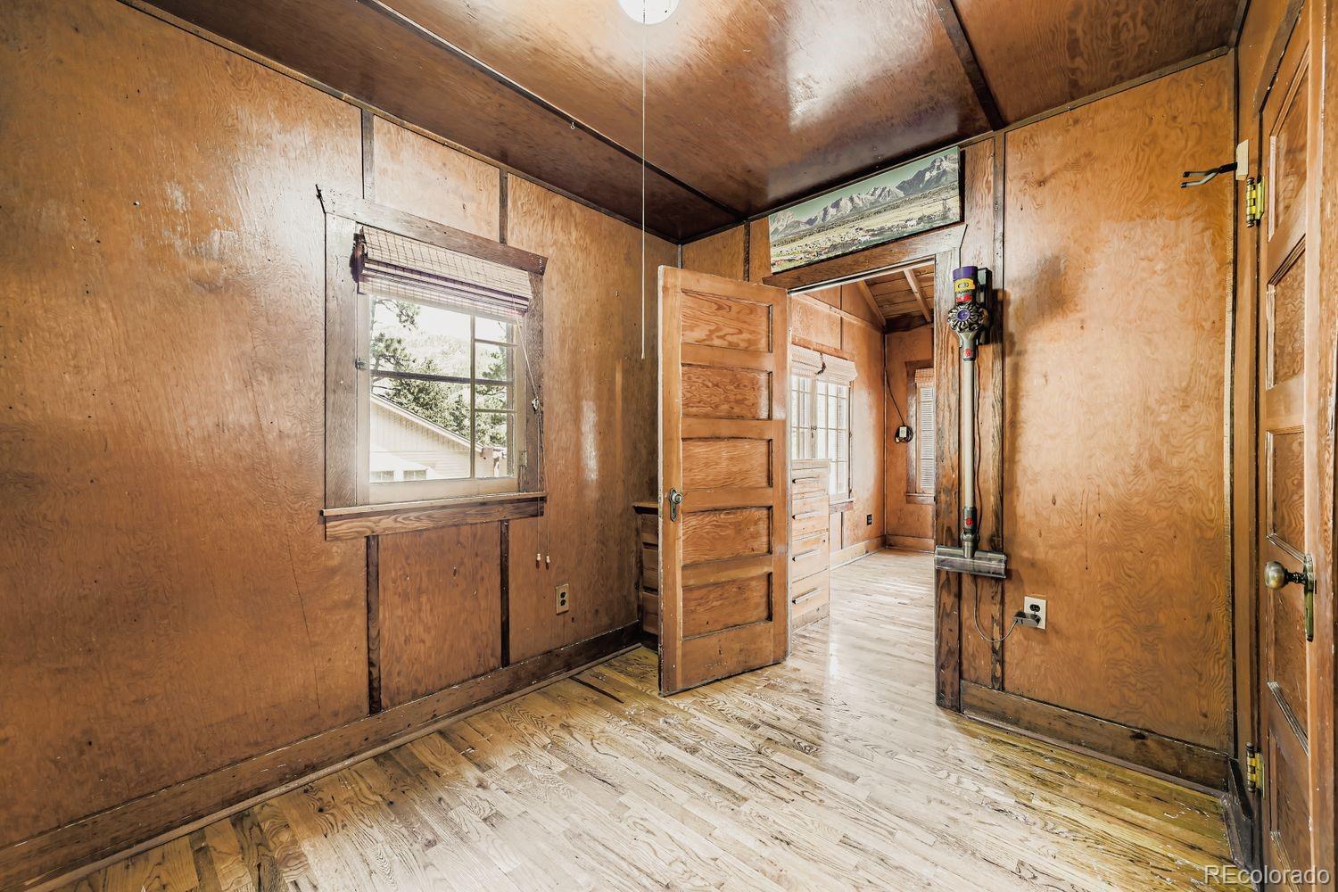 5860 Paona Rd, Cascade, CO 80809