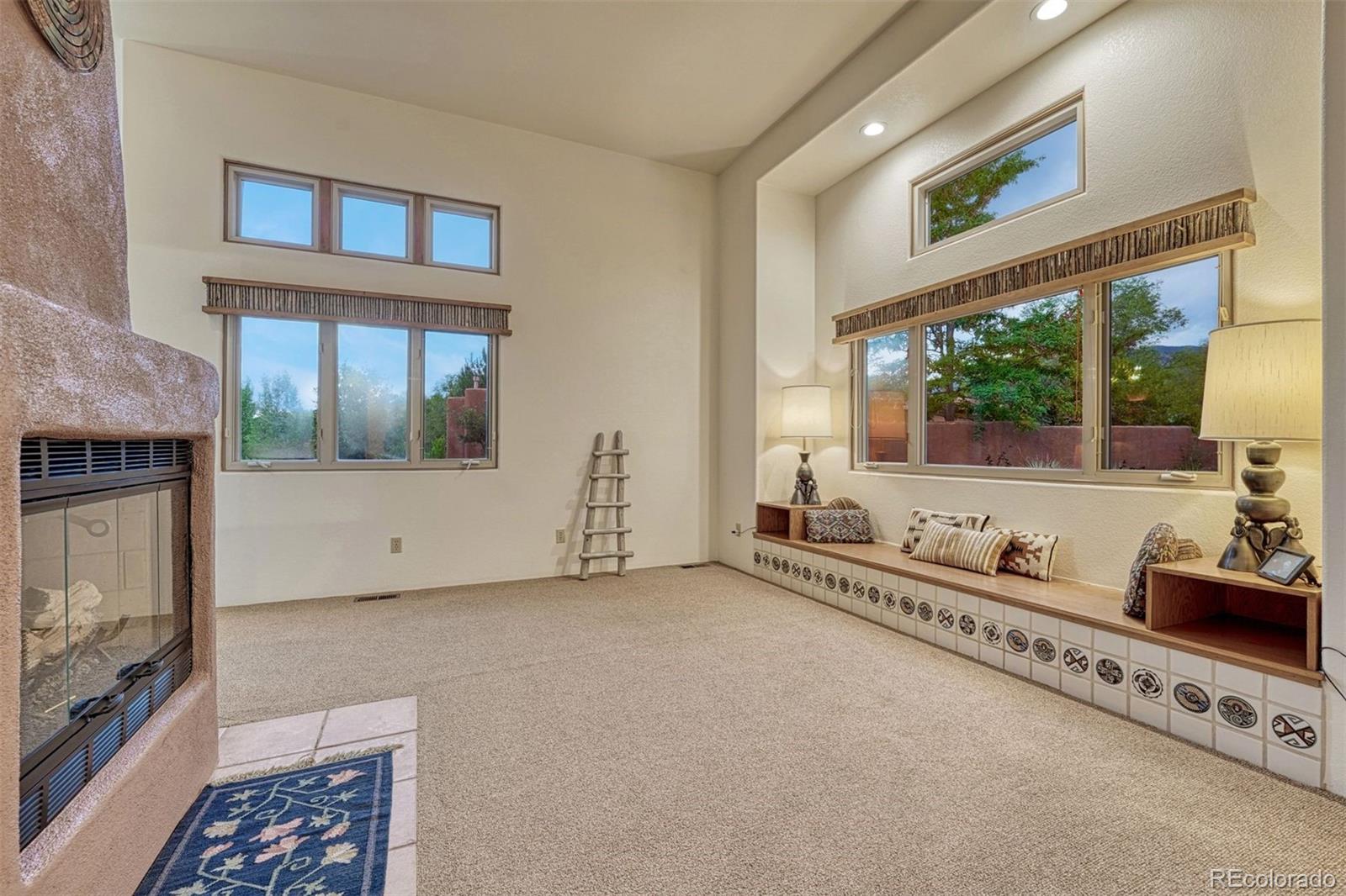 878 Oxford Ln, Colorado Springs, CO 80905