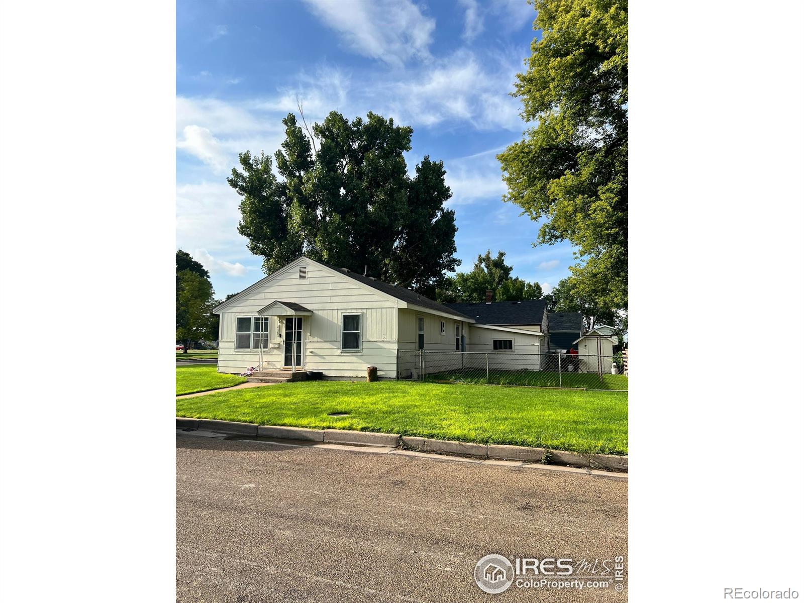 439 W Furry St, Holyoke, CO 80734