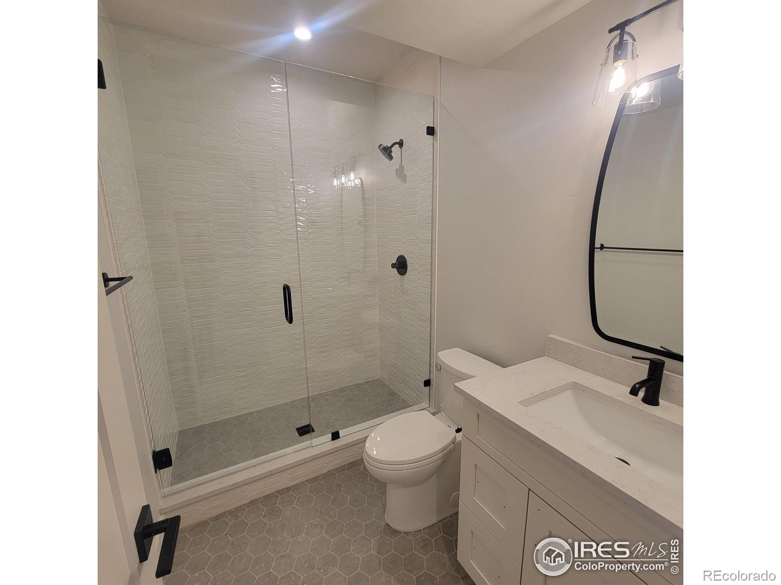 990 Arapahoe Cir, Louisville, CO 80027