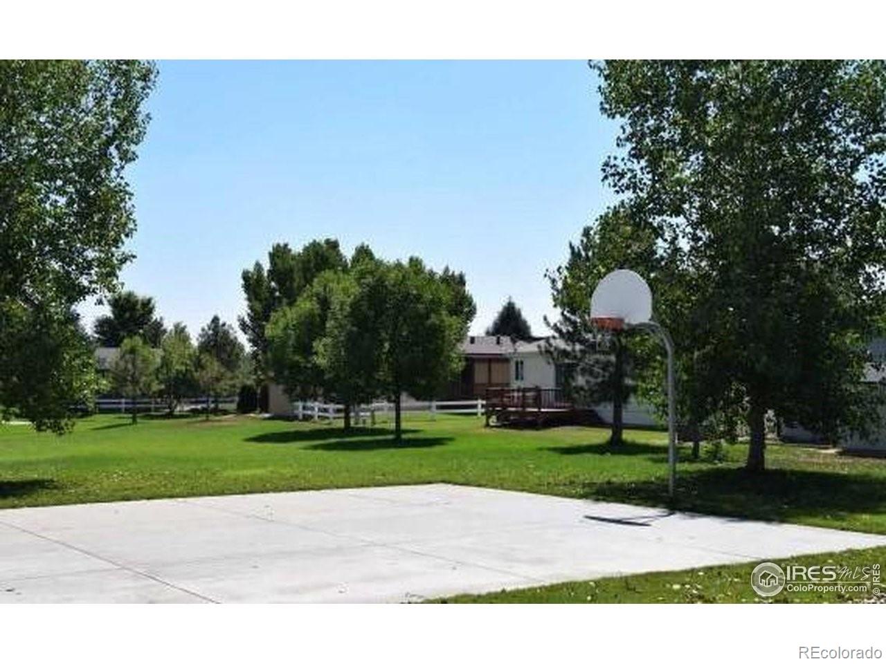 11128 Bluff, Longmont, CO 80504