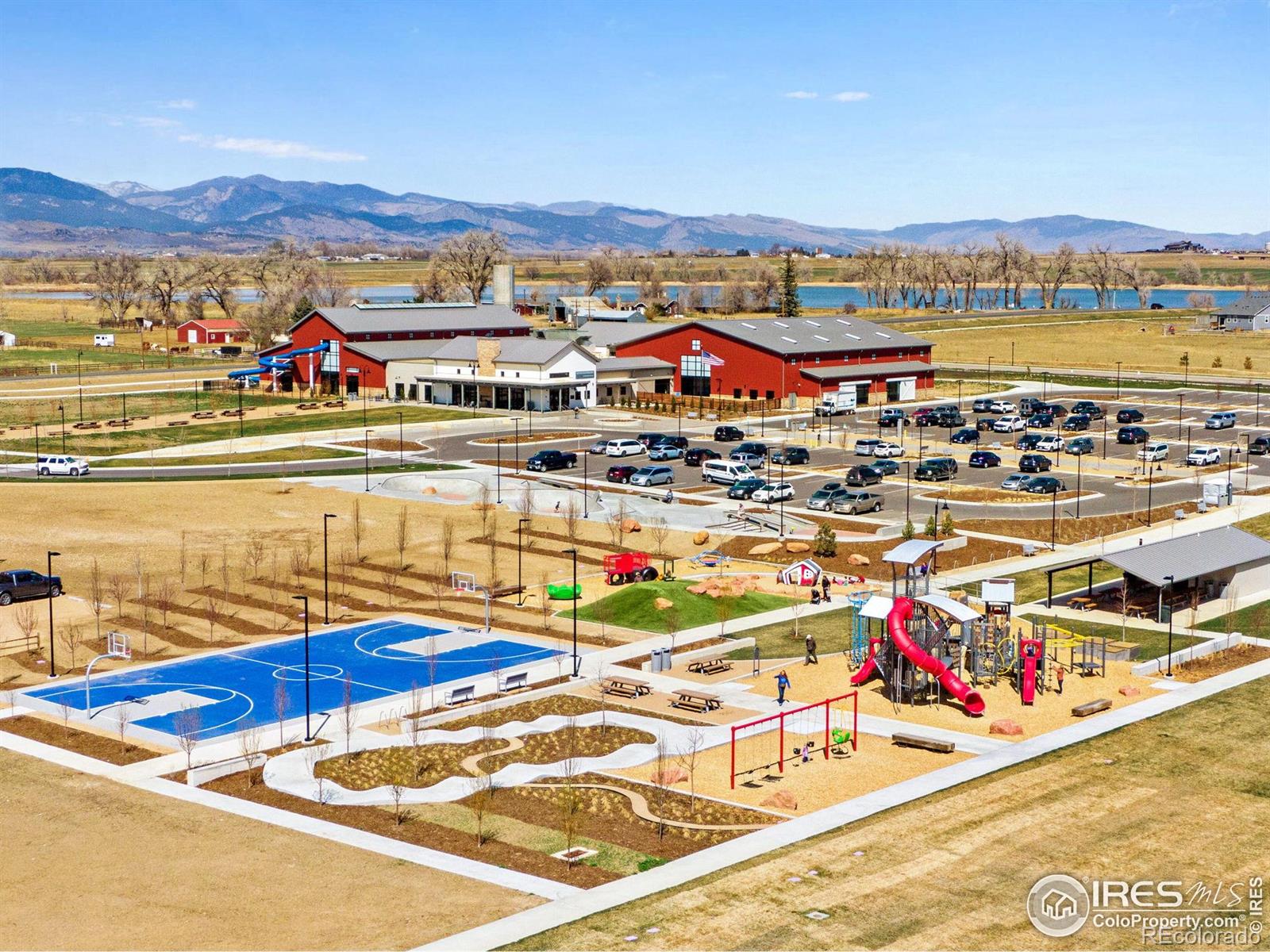 2366 Shoreside Dr, Berthoud, CO 80513