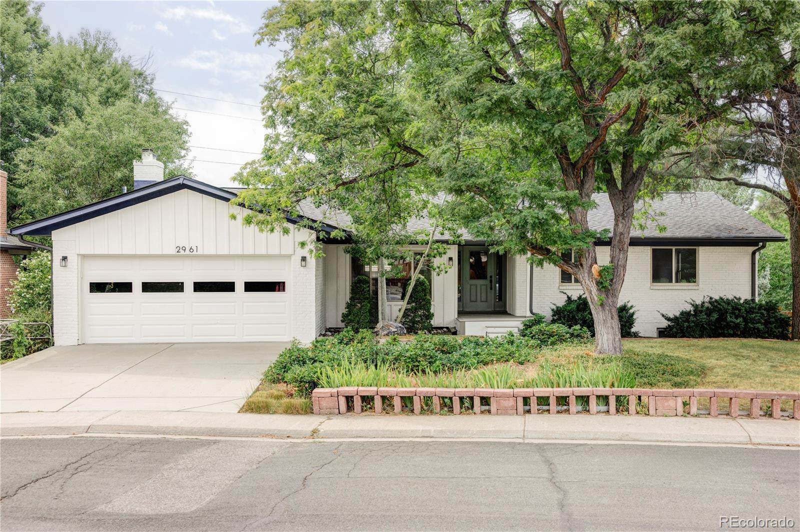 2961 S Rosemary St, Denver, CO 80231