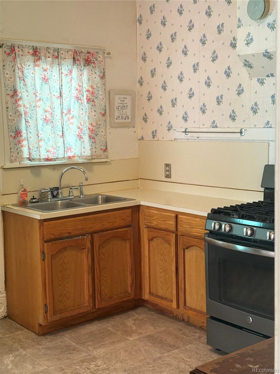 117 N 2nd St, Manassa, CO 81141