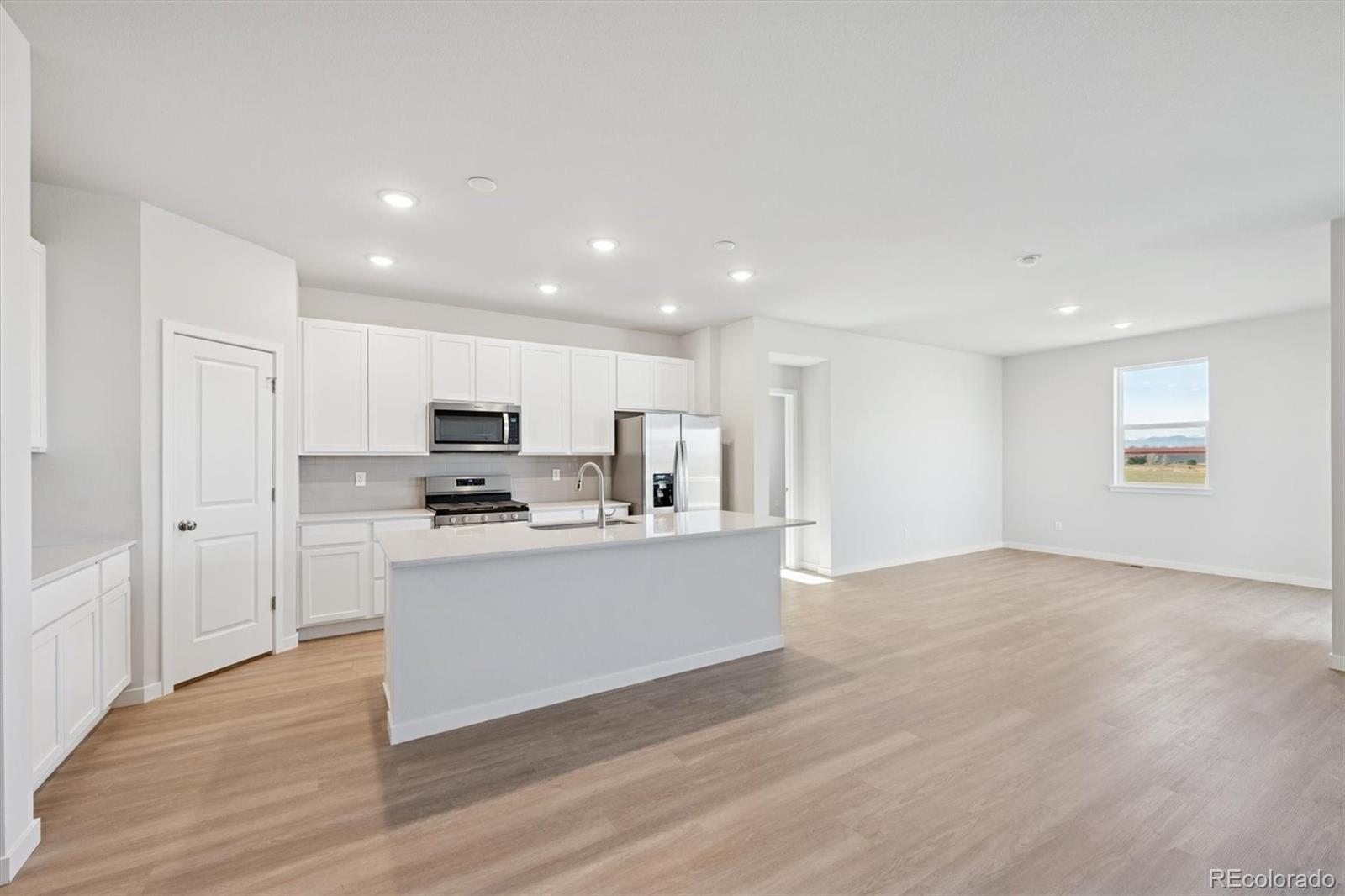 3727 Sandreed St, Dacono, CO 80514