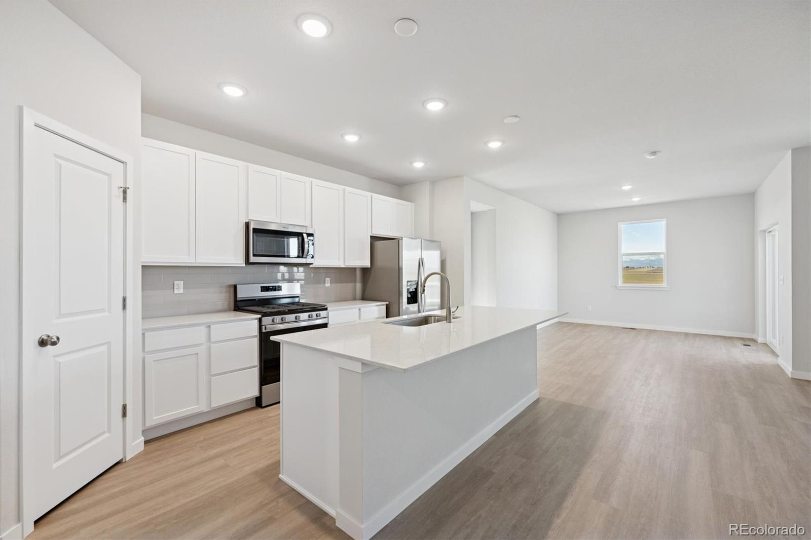 3727 Sandreed St, Dacono, CO 80514