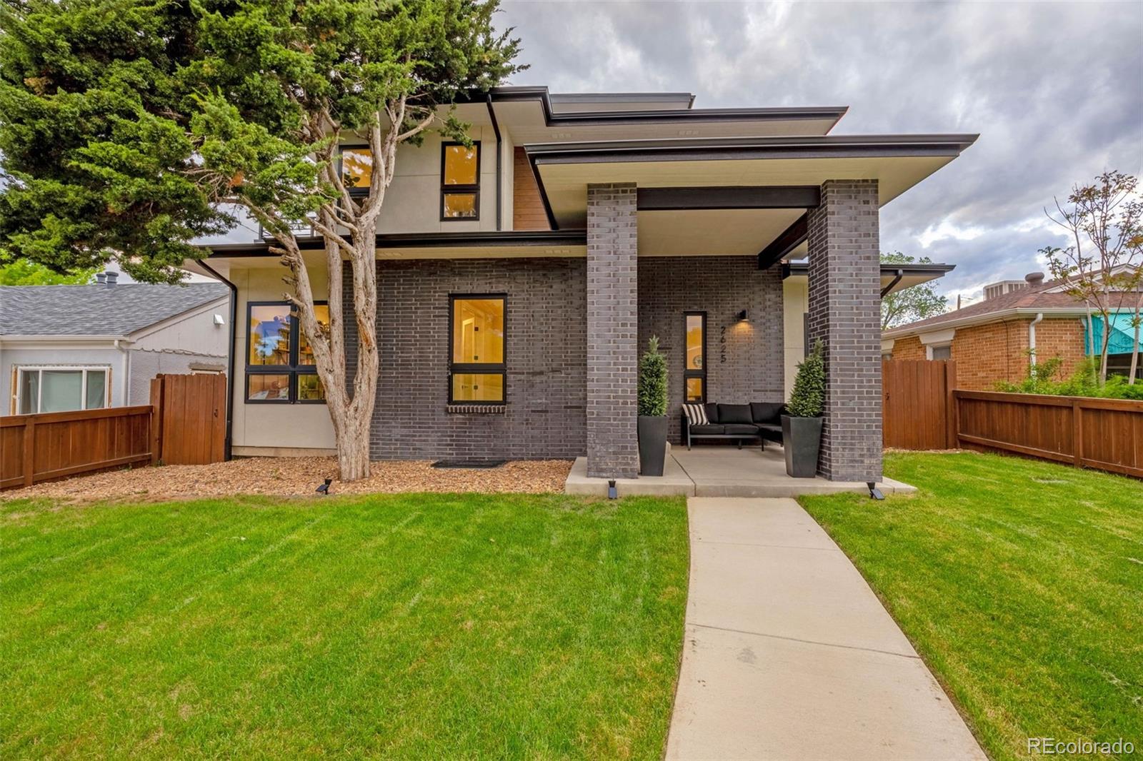 2625 N Steele St, Denver, CO 80205
