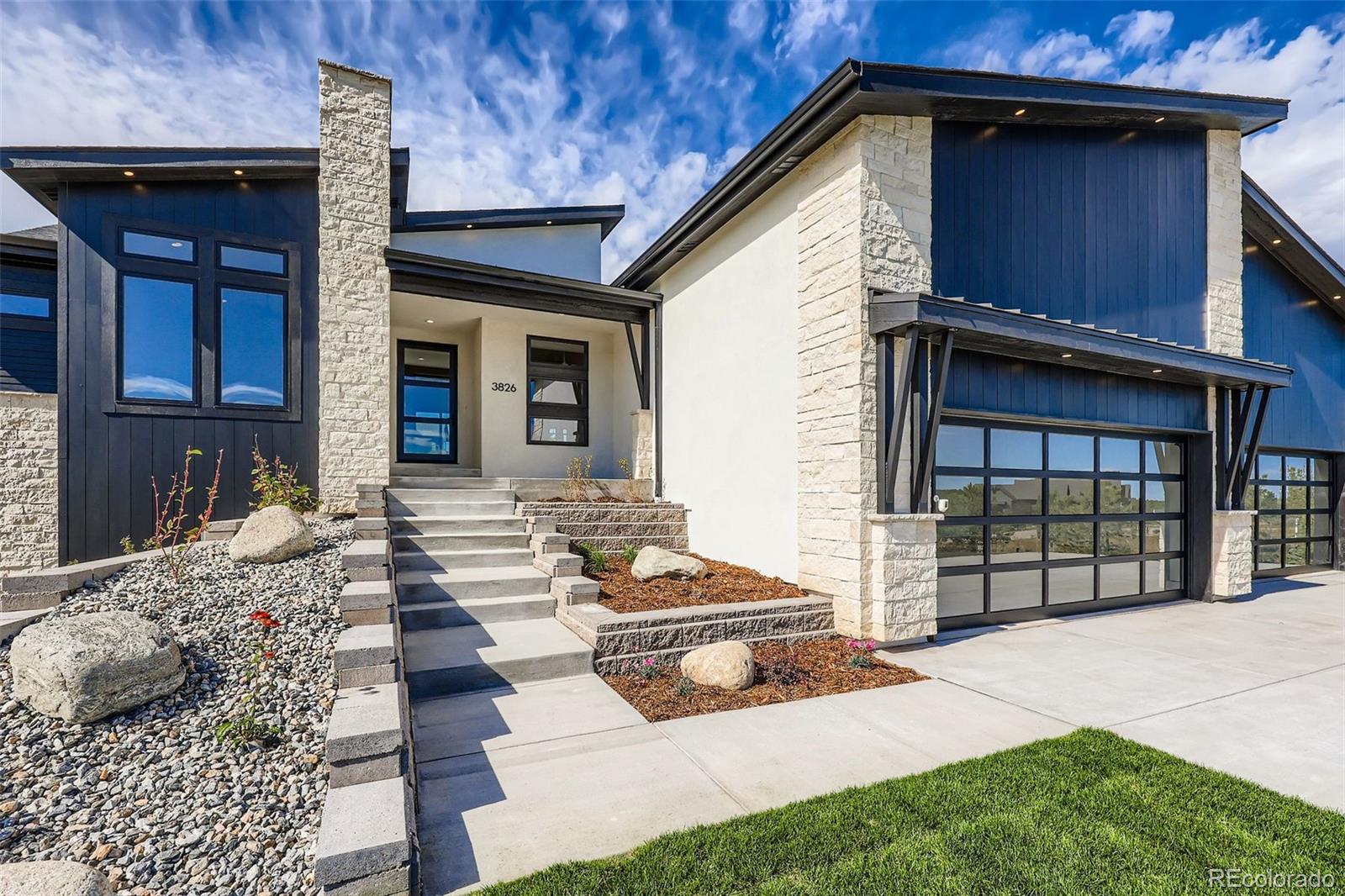 3826 Pinehurst Cir, Colorado Springs, CO 80908