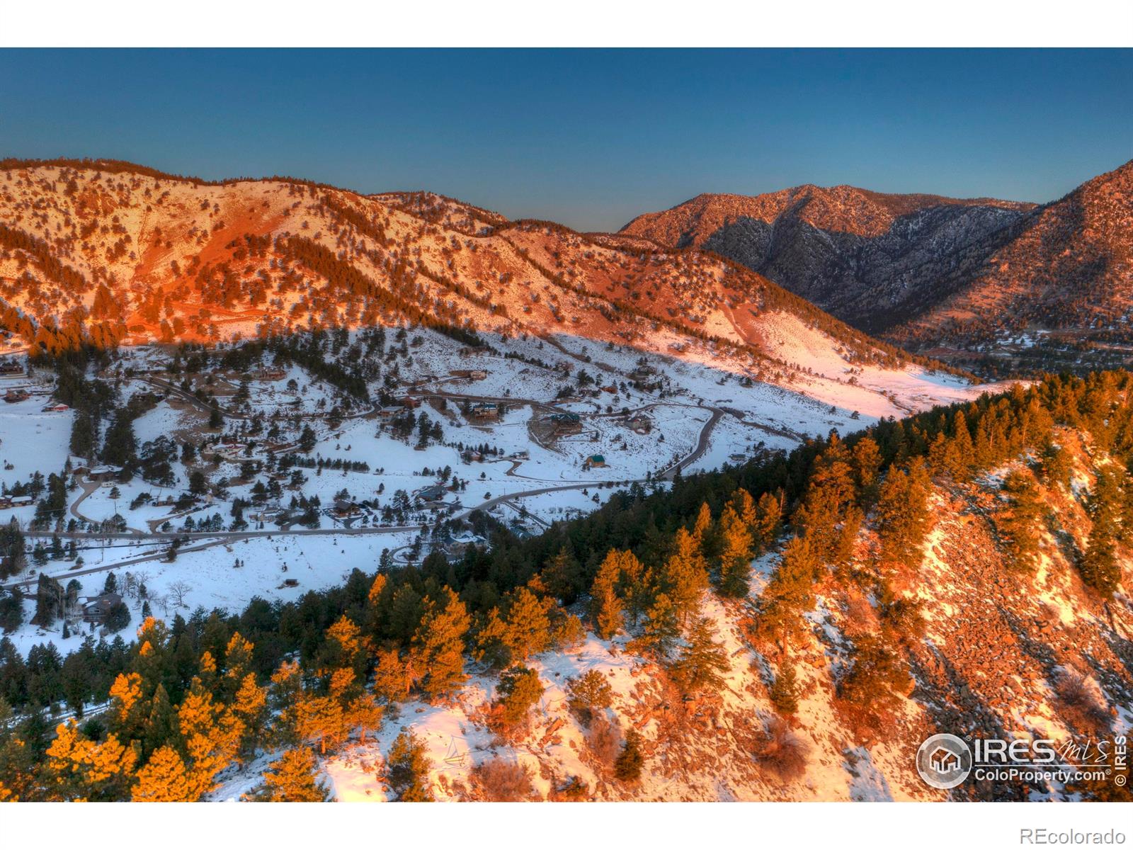 9352 Eastridge Rd, Golden, CO 80403