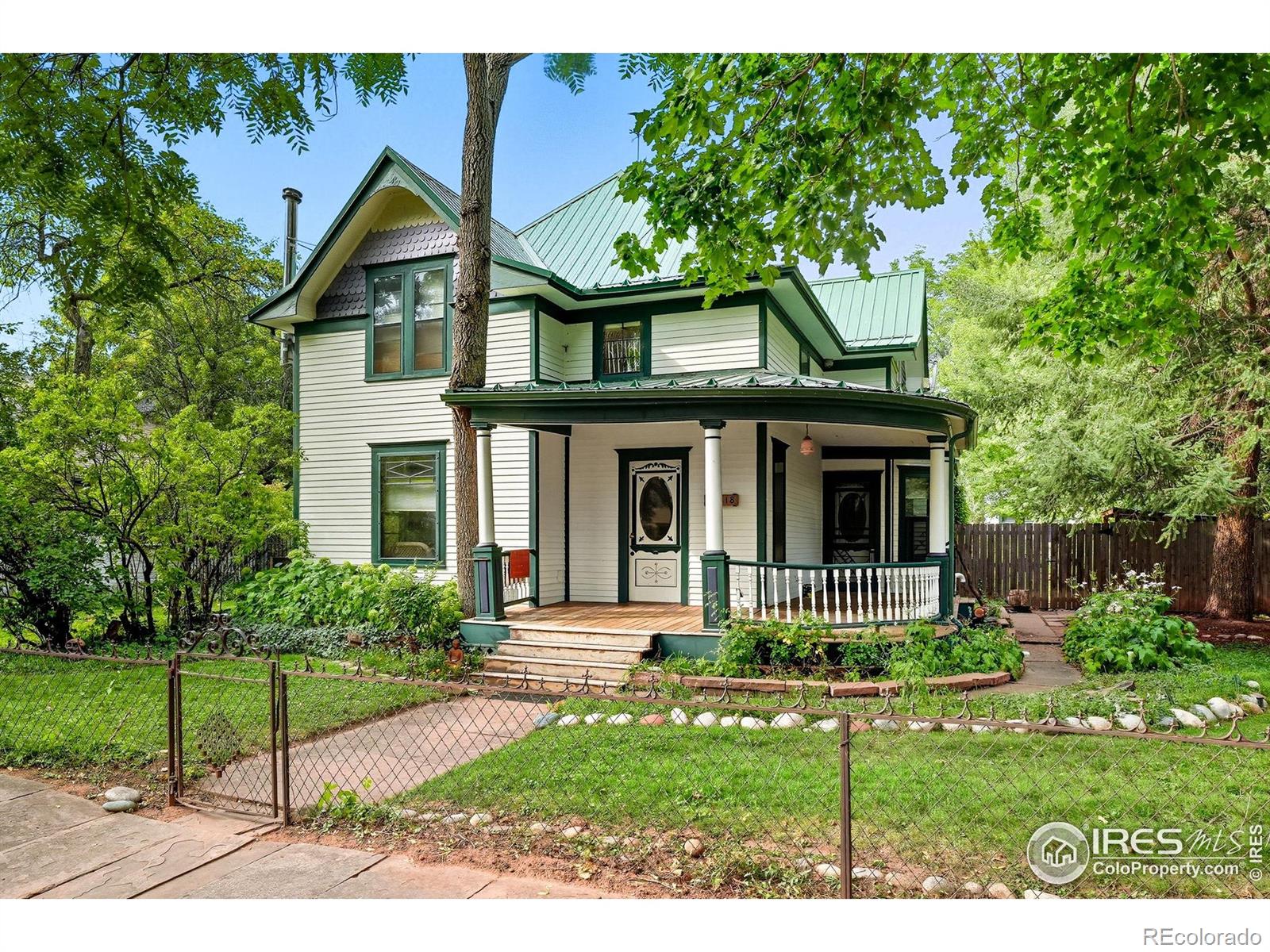 418 Seward St, Lyons, CO 80540