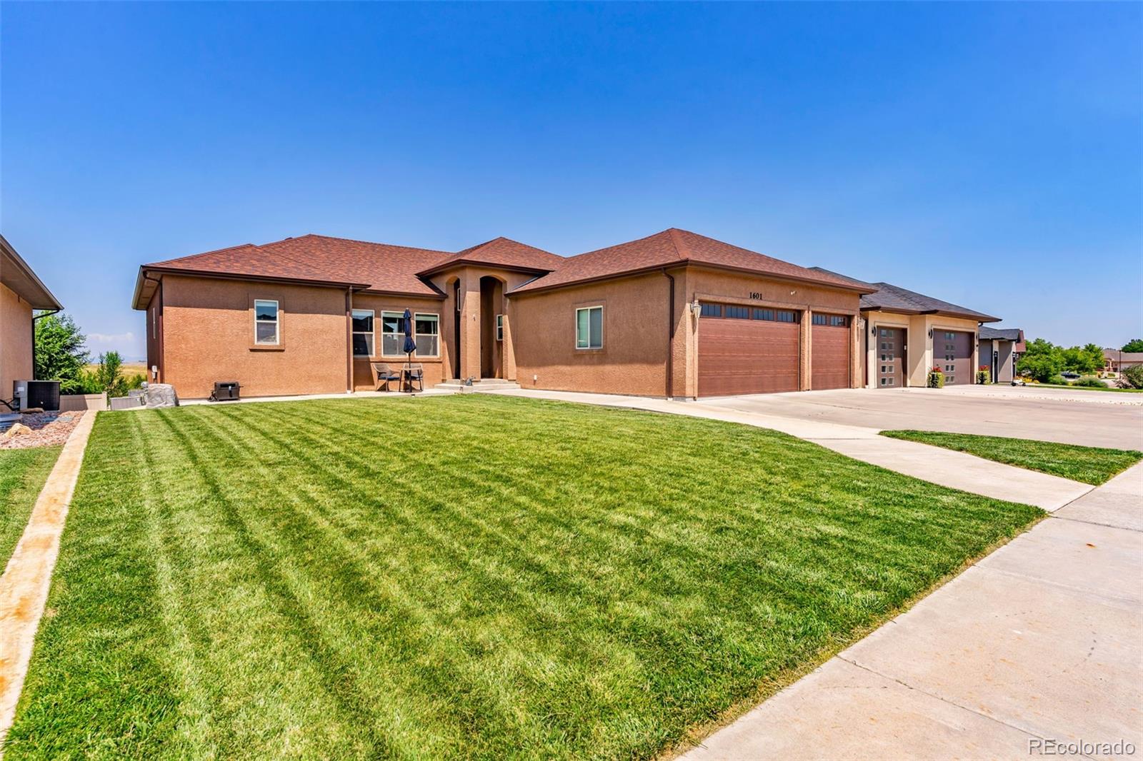 1601 Savannah Dr, Pueblo, CO 81005