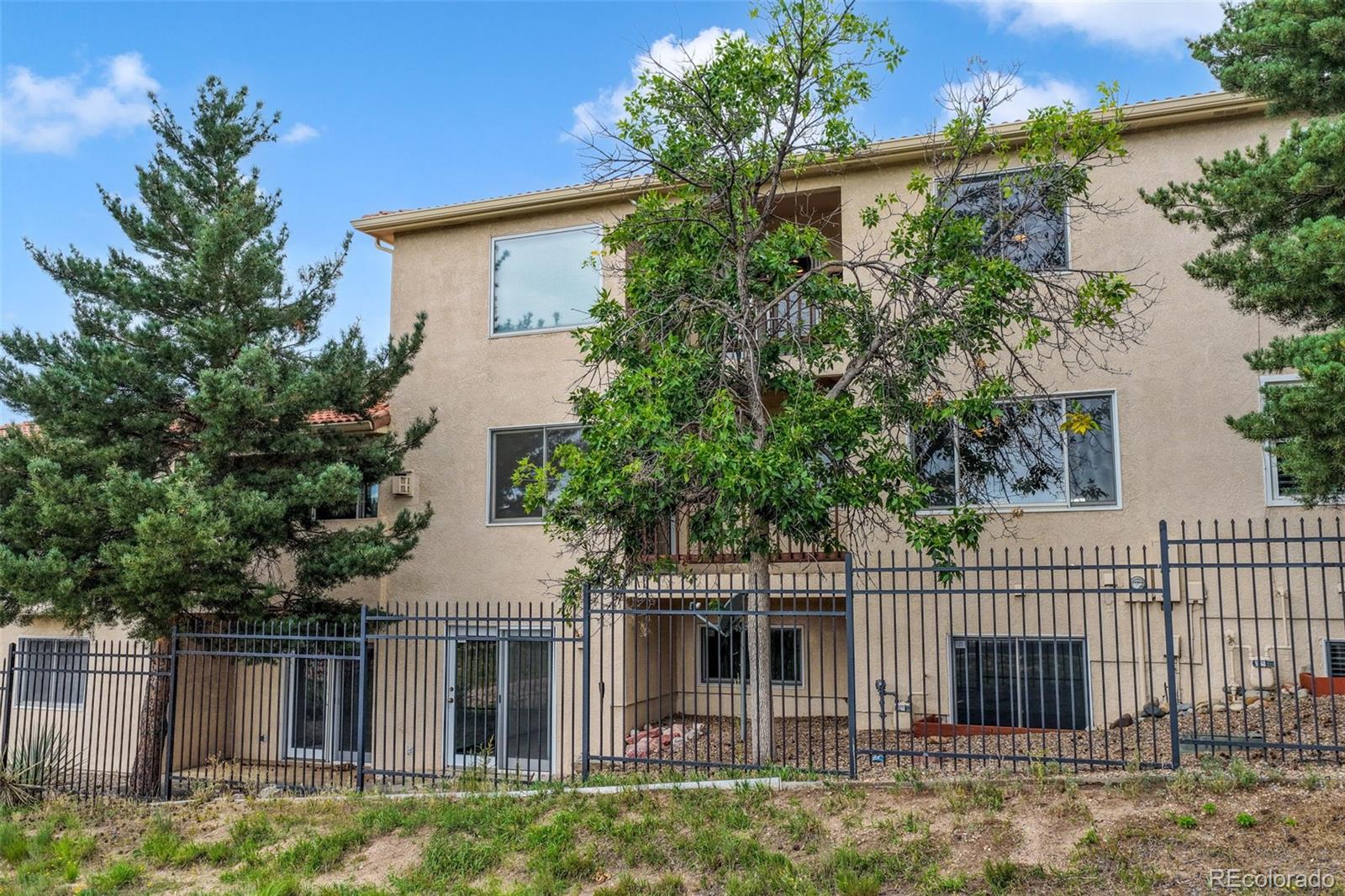 110 Luxury Ln, Colorado Springs, CO 80921