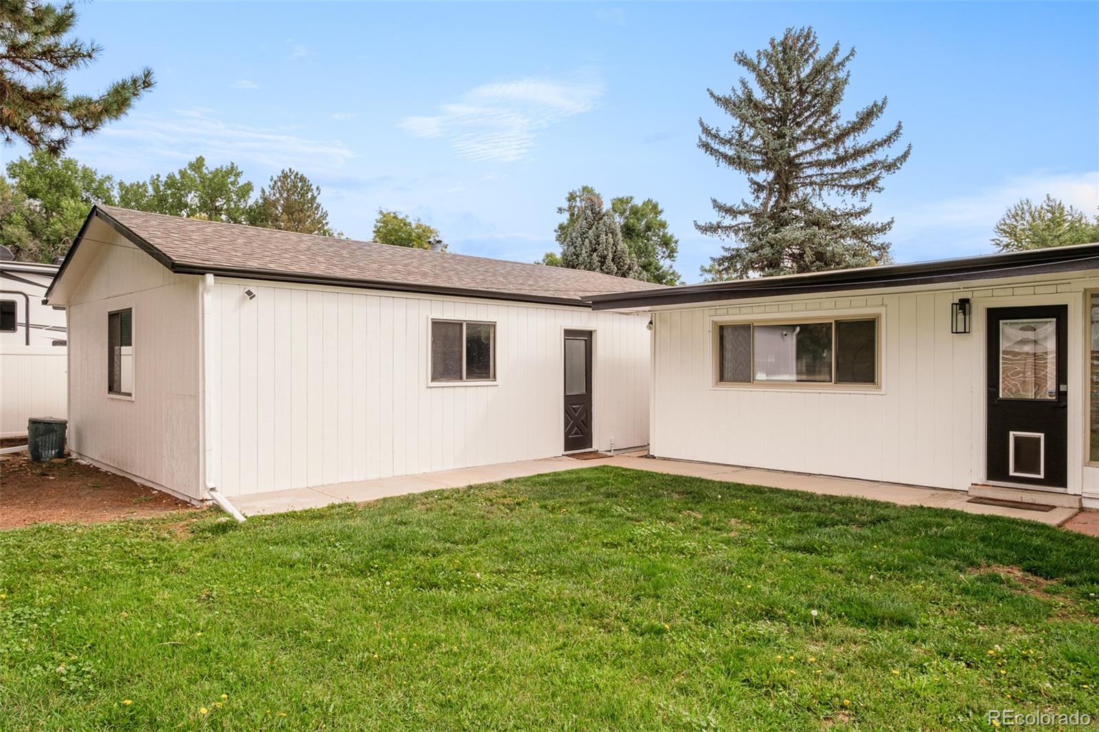 2301 Brentwood St, Lakewood, CO 80214