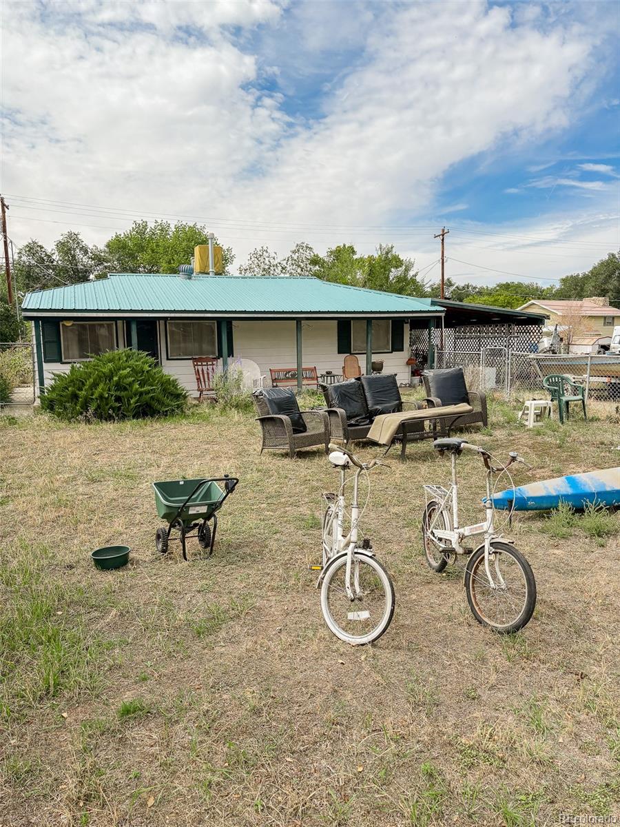 225 S Sunset Ave, Rangely, CO 81648