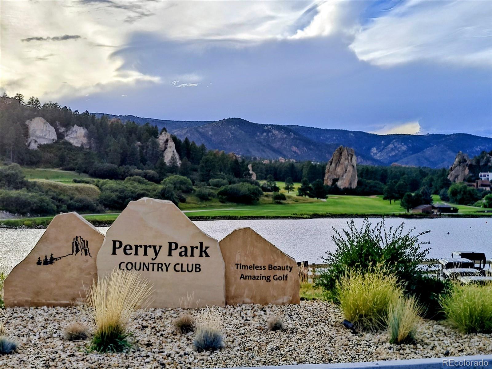 4036 Kalamath Dr, Larkspur, CO 80118