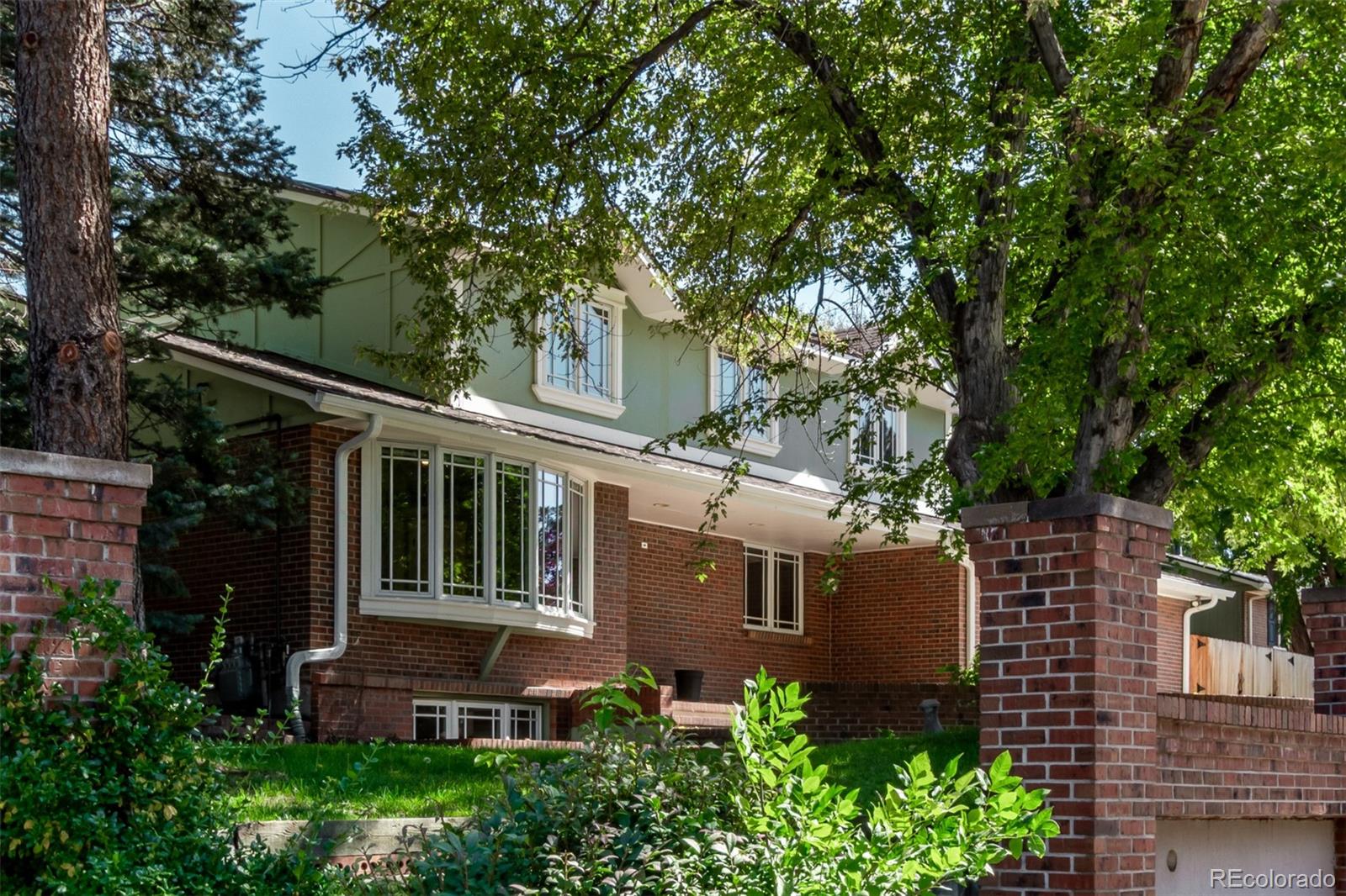 1822 S Robb St, Lakewood, CO 80232