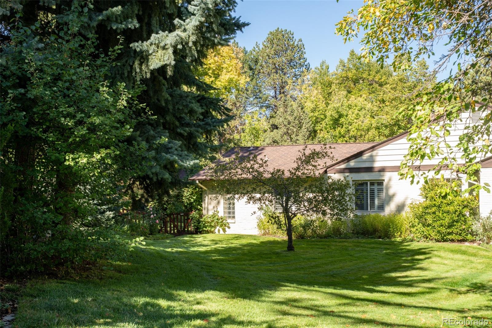 3330 Belcaro Dr, Denver, CO 80209