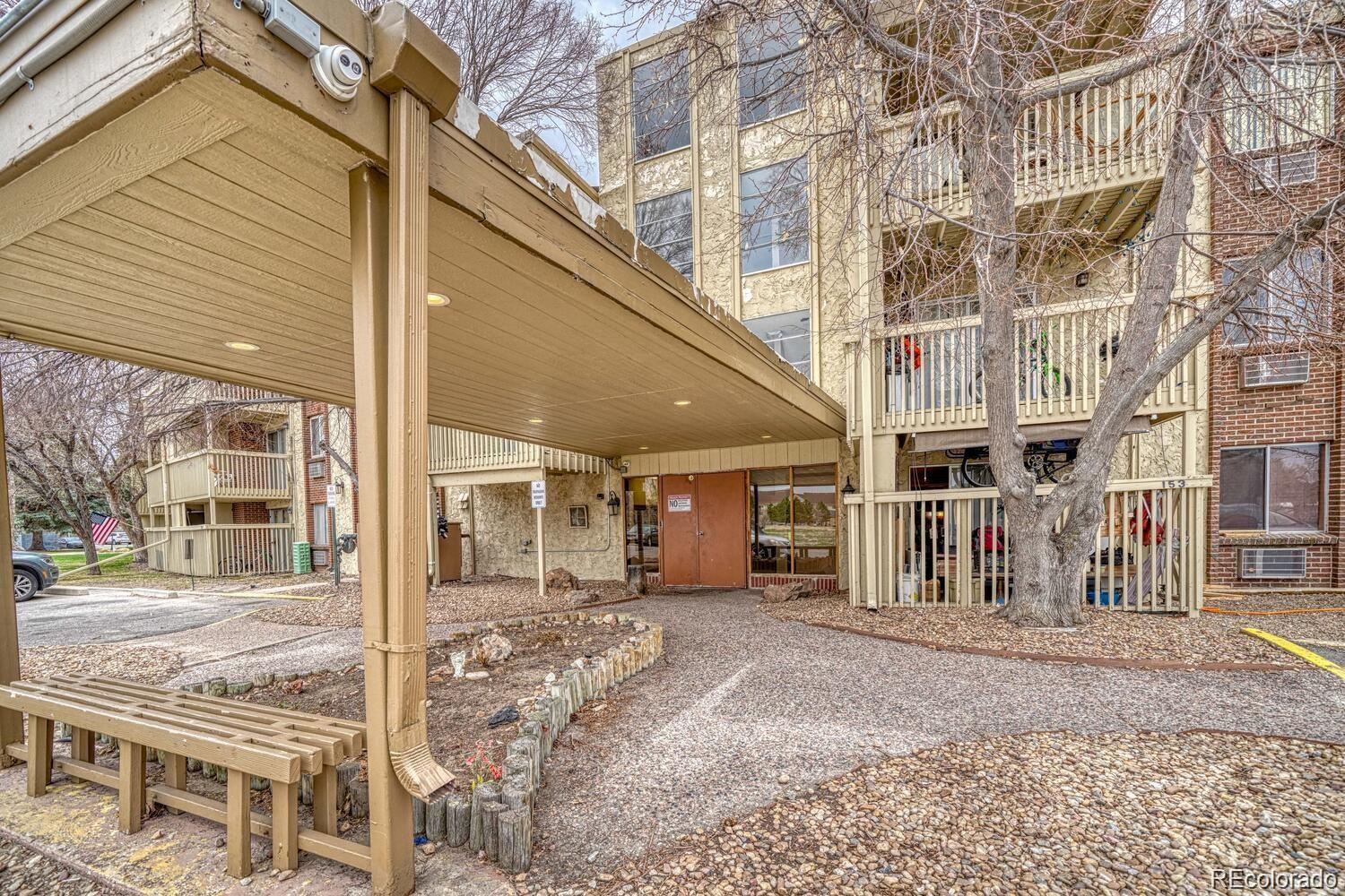1300 S Parker Rd #11, Denver, CO 80231