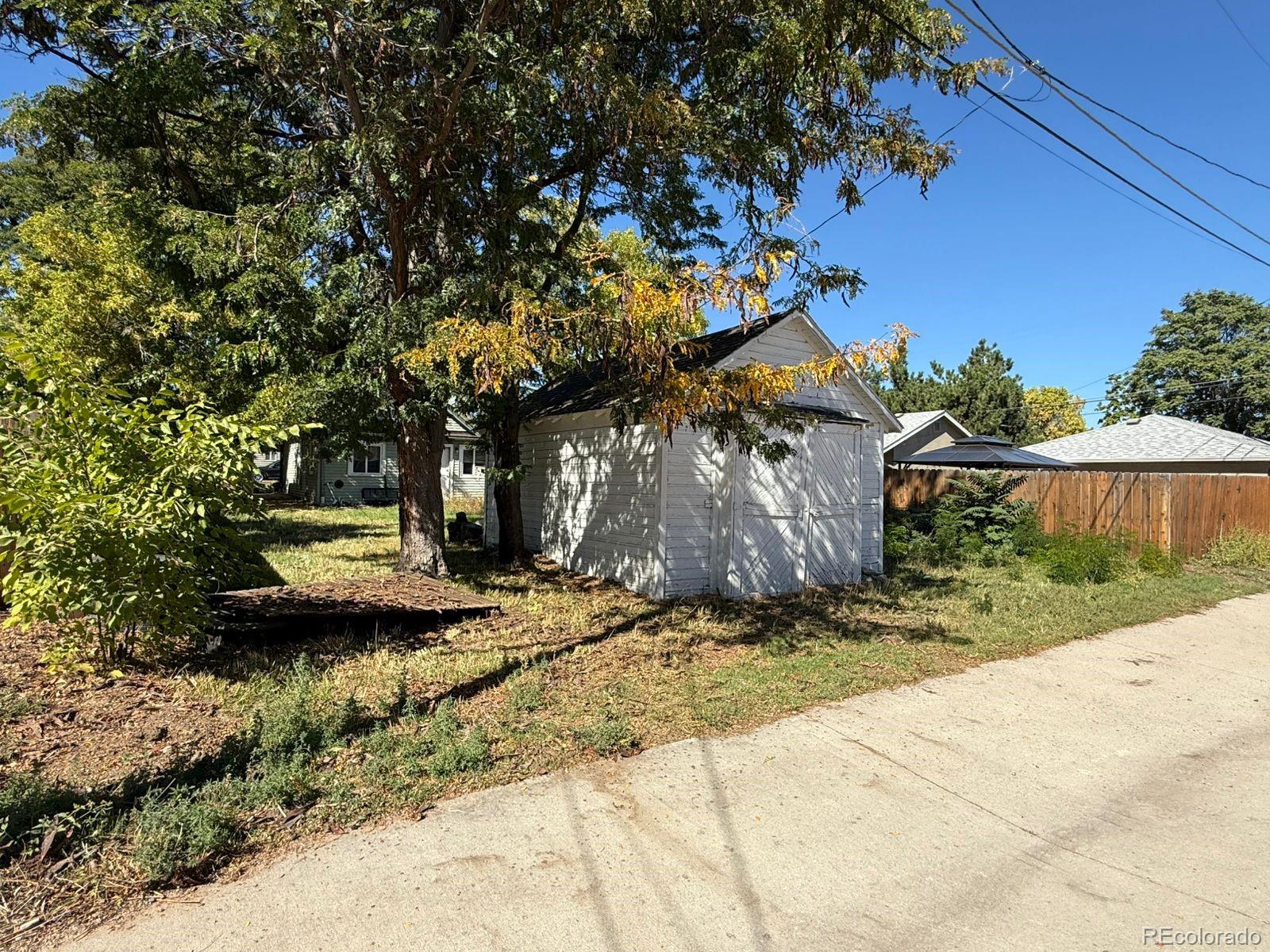 4590 Vallejo St, Denver, CO 80211