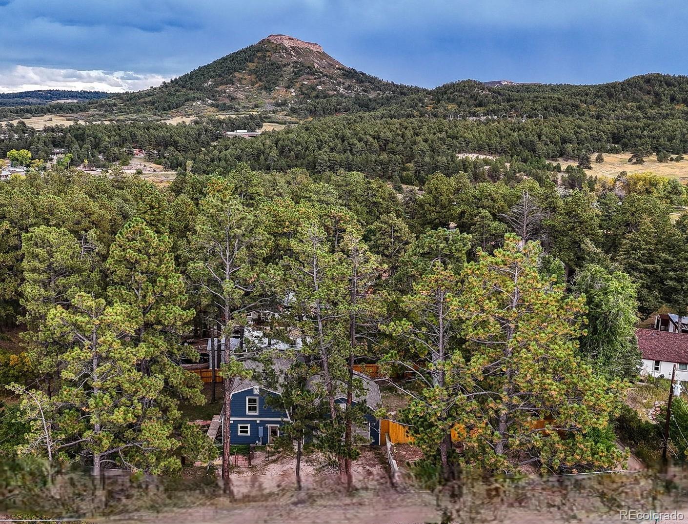 9273 Curtis Rd, Larkspur, CO 80118