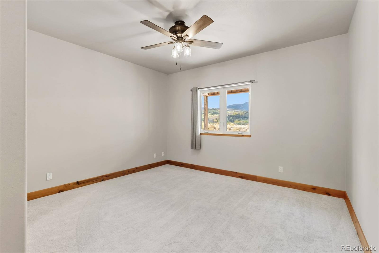 845 Elk Run Rd, Silverthorne, CO 80498