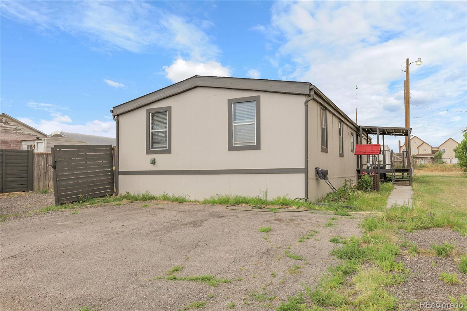 371 S Main St, Byers, CO 80103