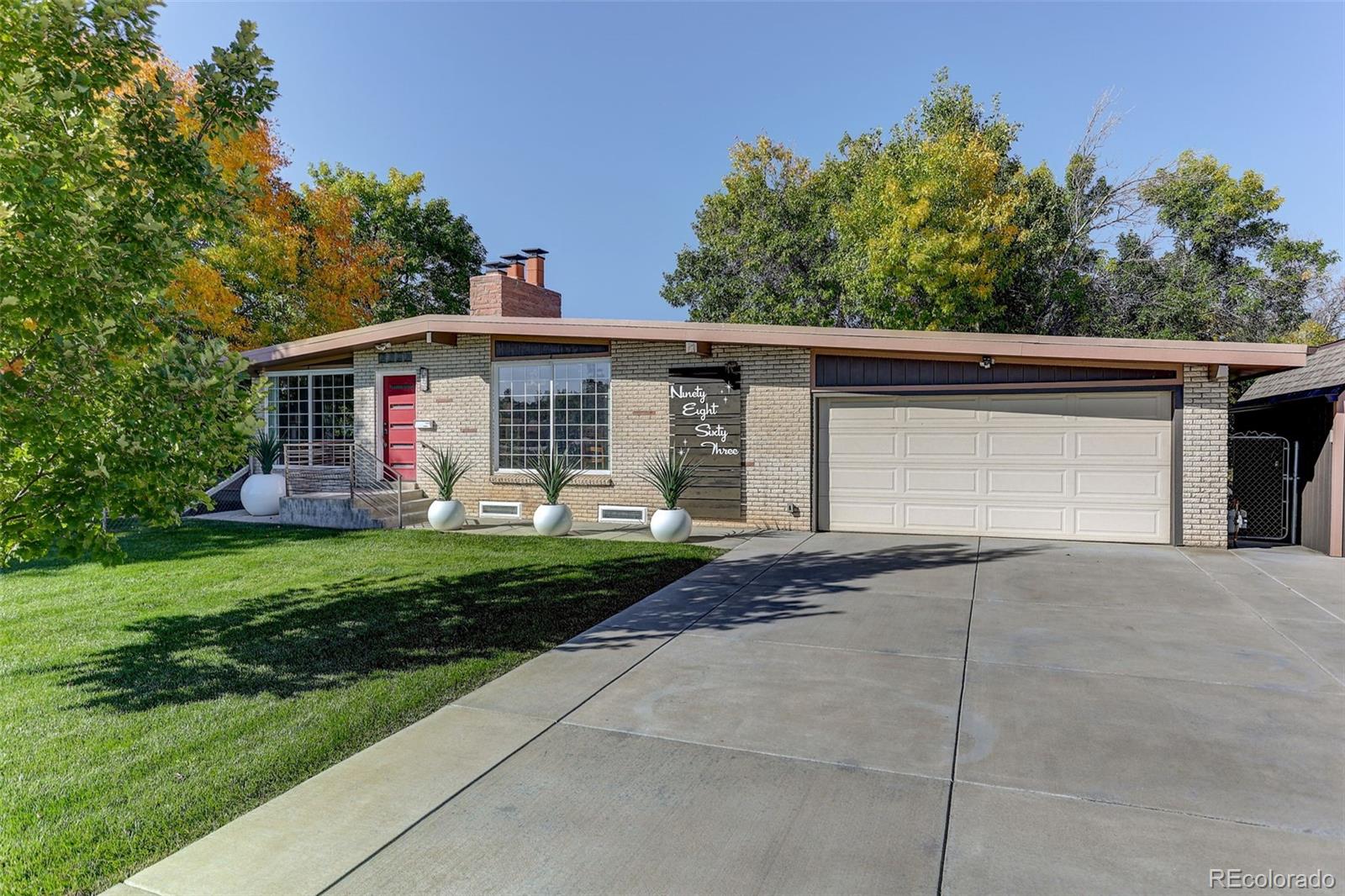 9863 Zephyr Dr, Broomfield, CO 80021