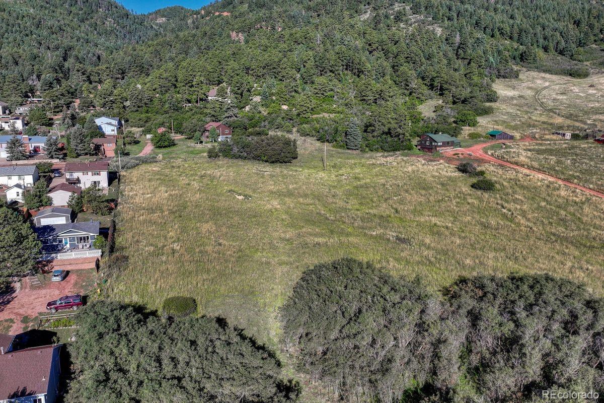 15989 S Perry Park Rd, Larkspur, CO 80118
